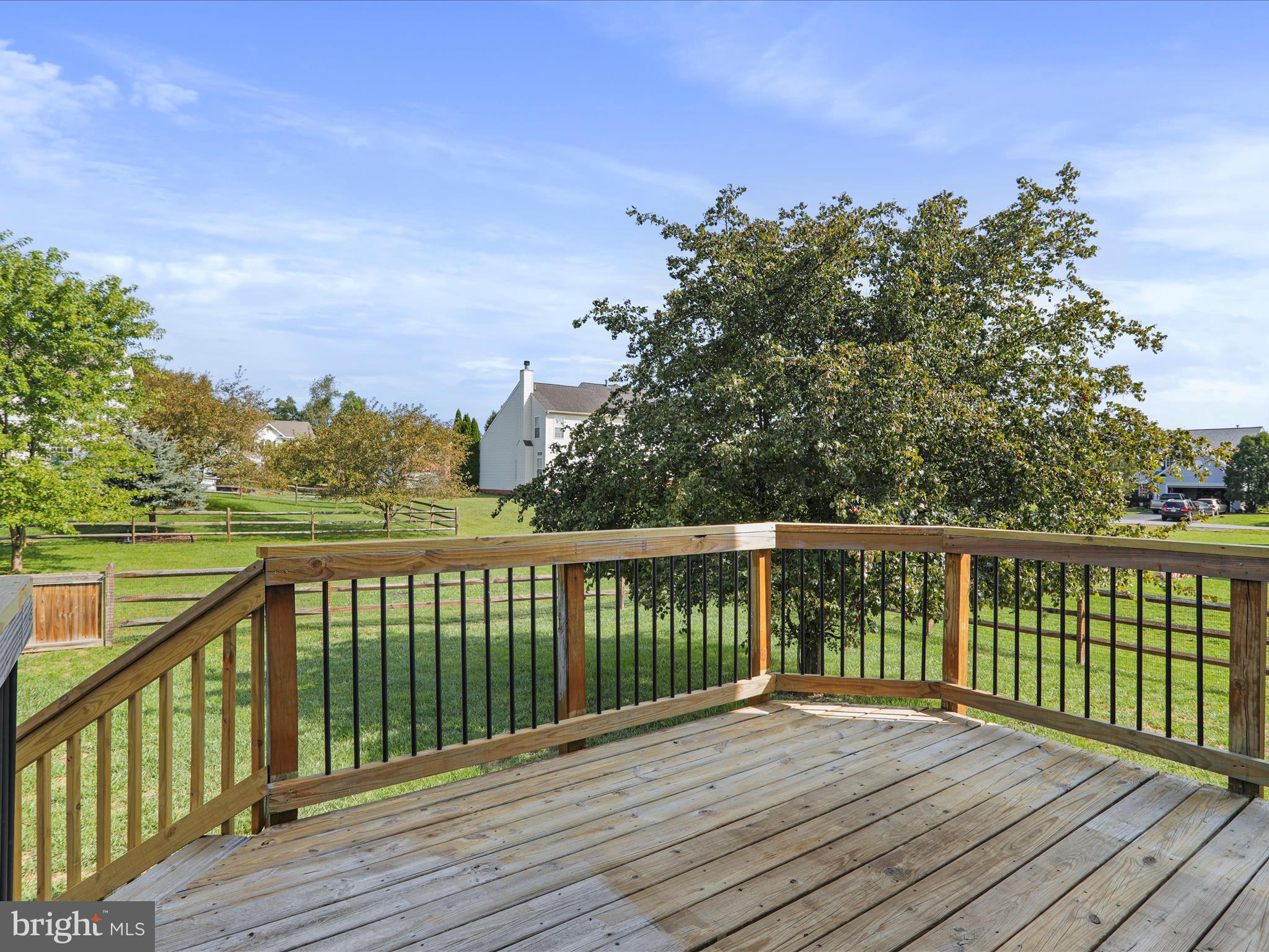 LOCUST HILL - Residential