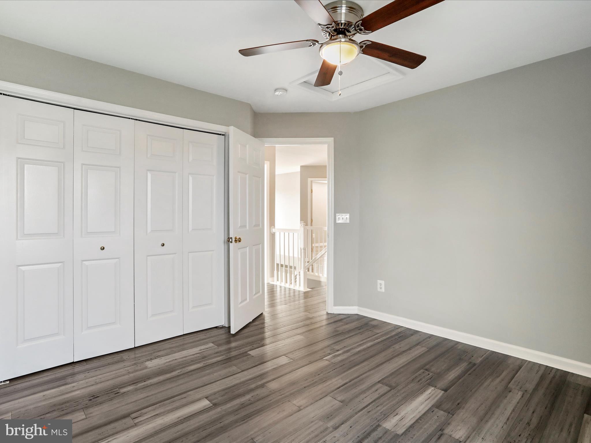 LOCUST HILL - Residential