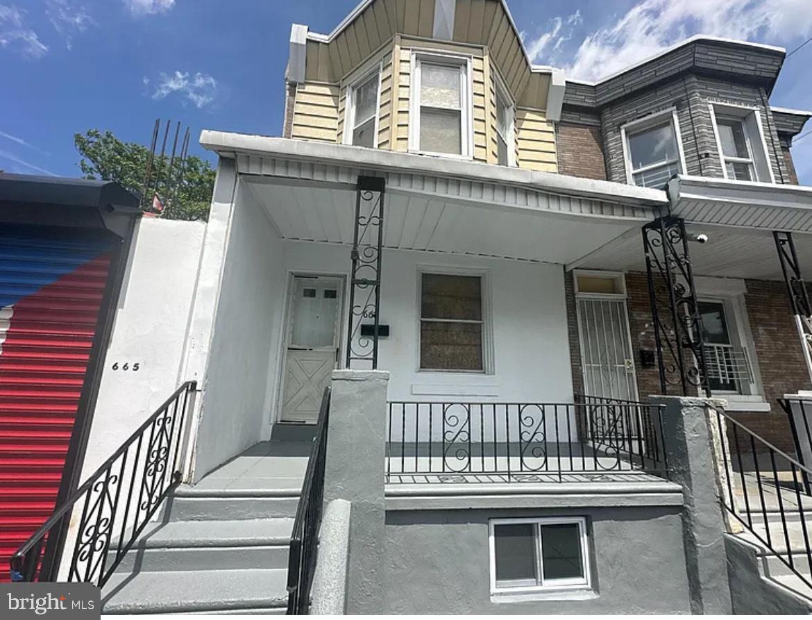 PHILADELPHIA - Residential