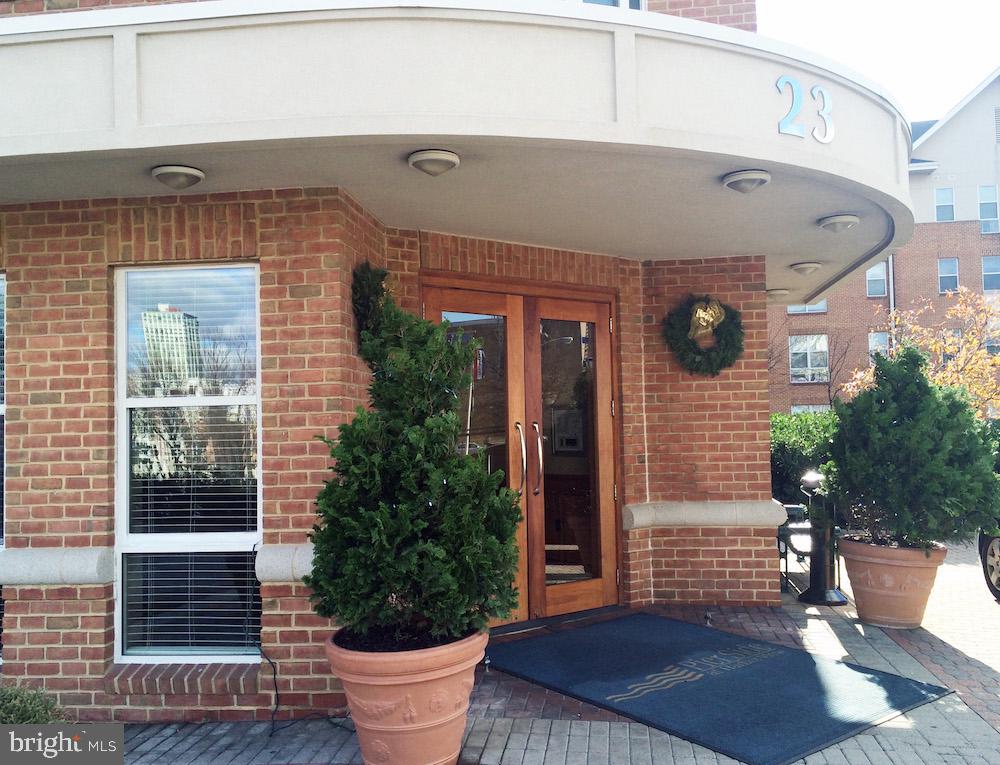 23 PIERSIDE DRIVE 130