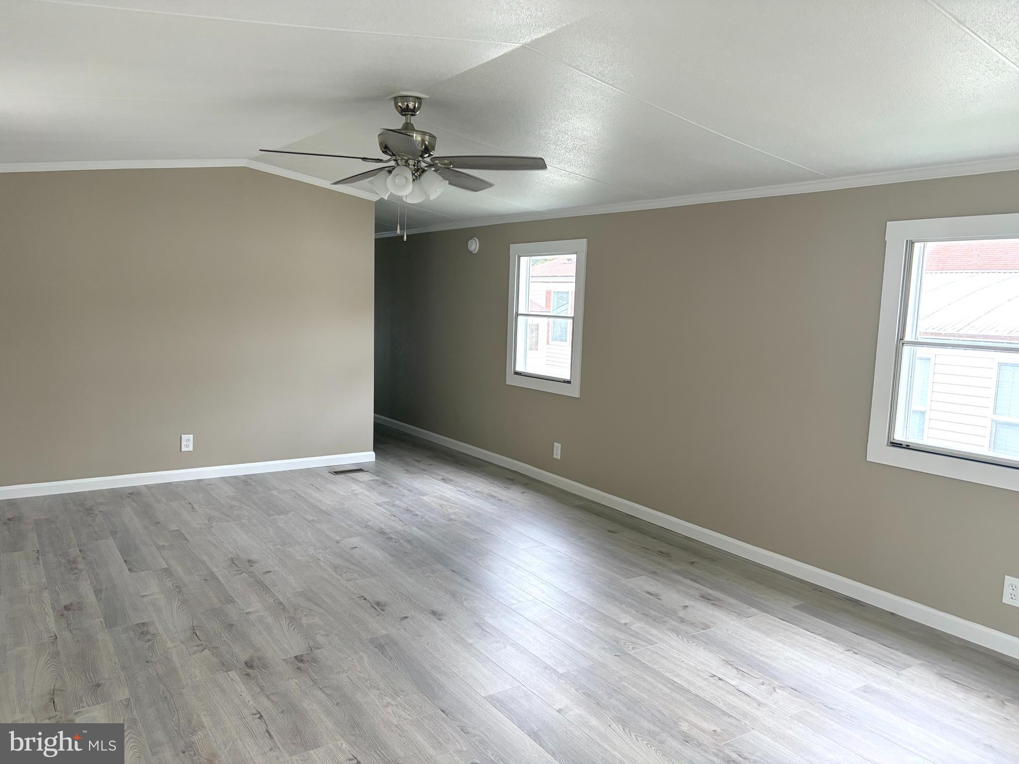 BRIARWOOD ESTATES - Residential