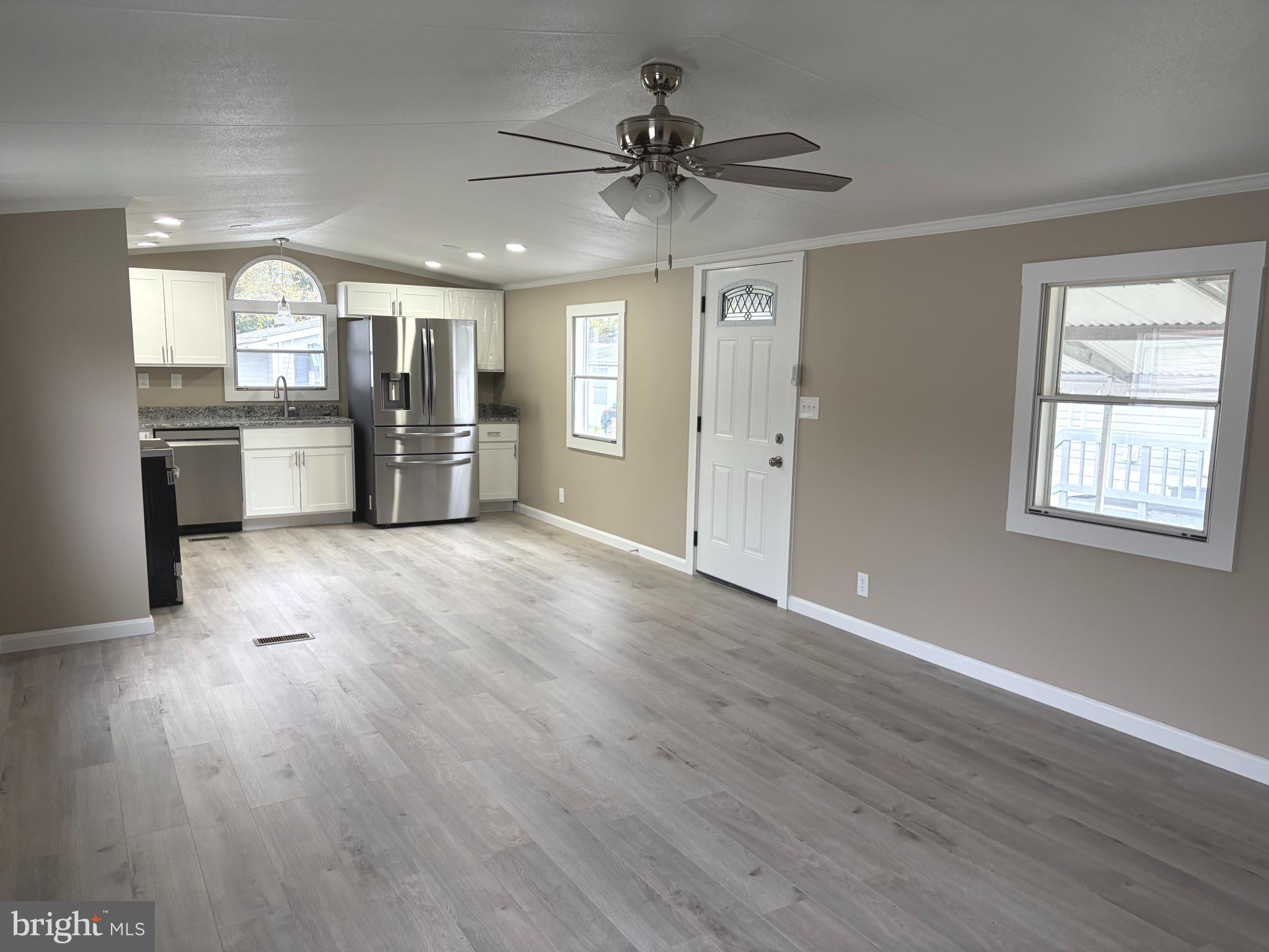 BRIARWOOD ESTATES - Residential