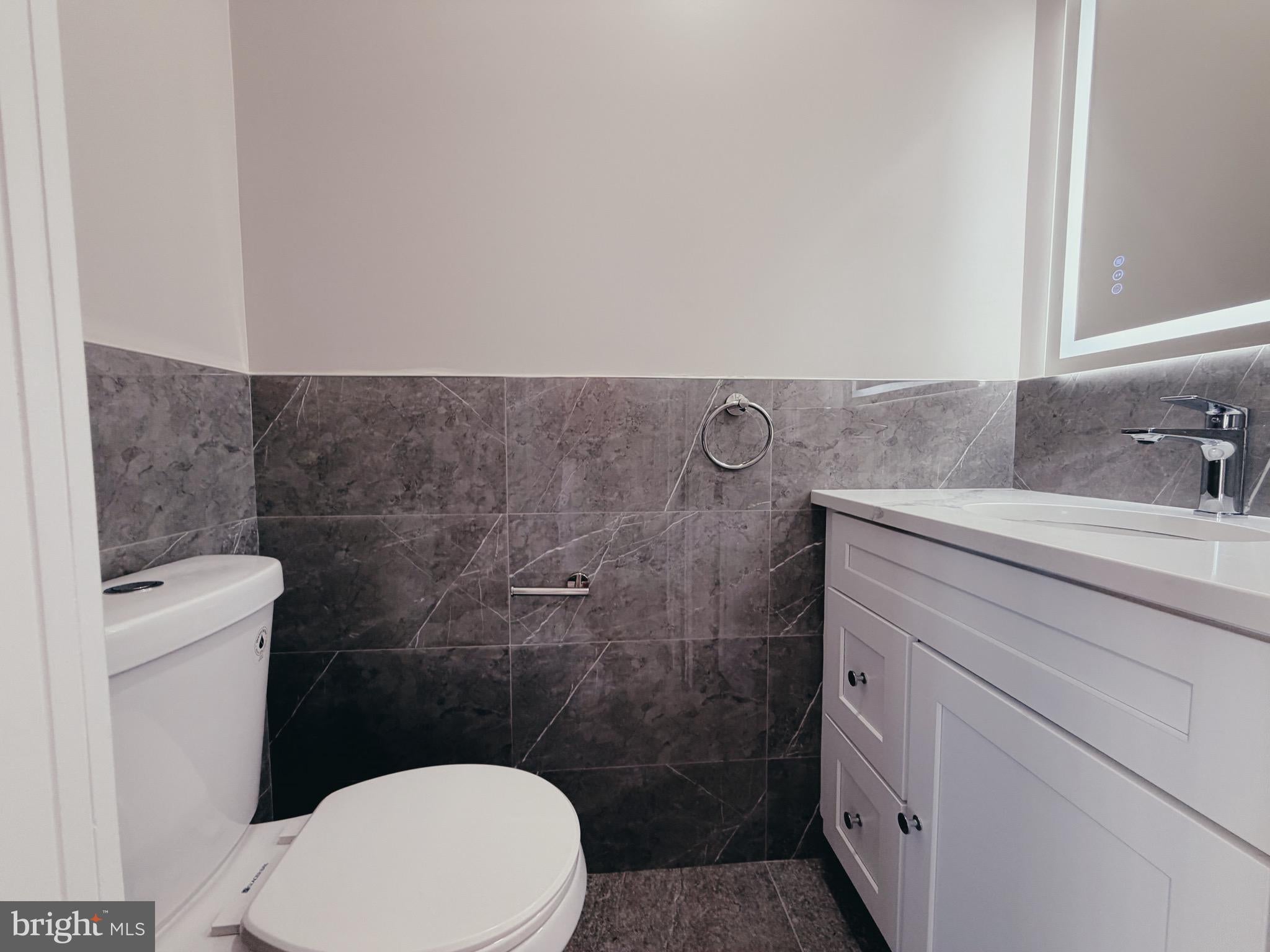 2720 W THOMPSON STREET UNIT H