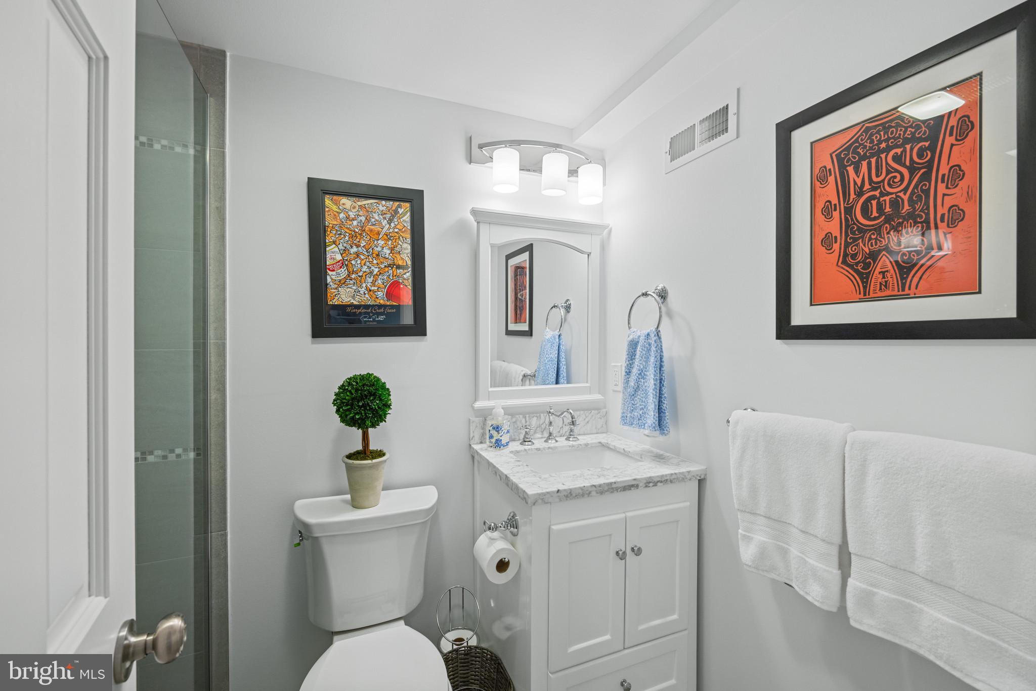 EASTPORT - Residential