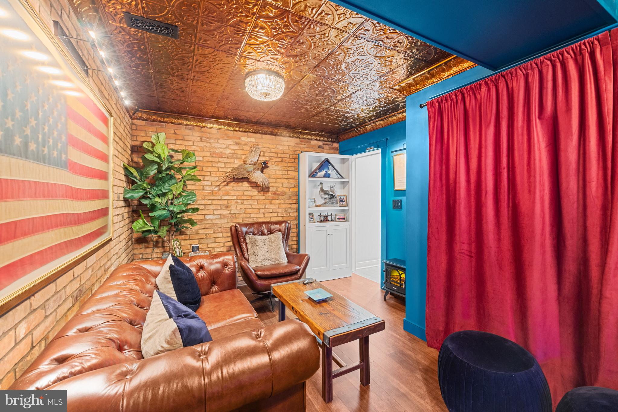 EASTPORT - Residential