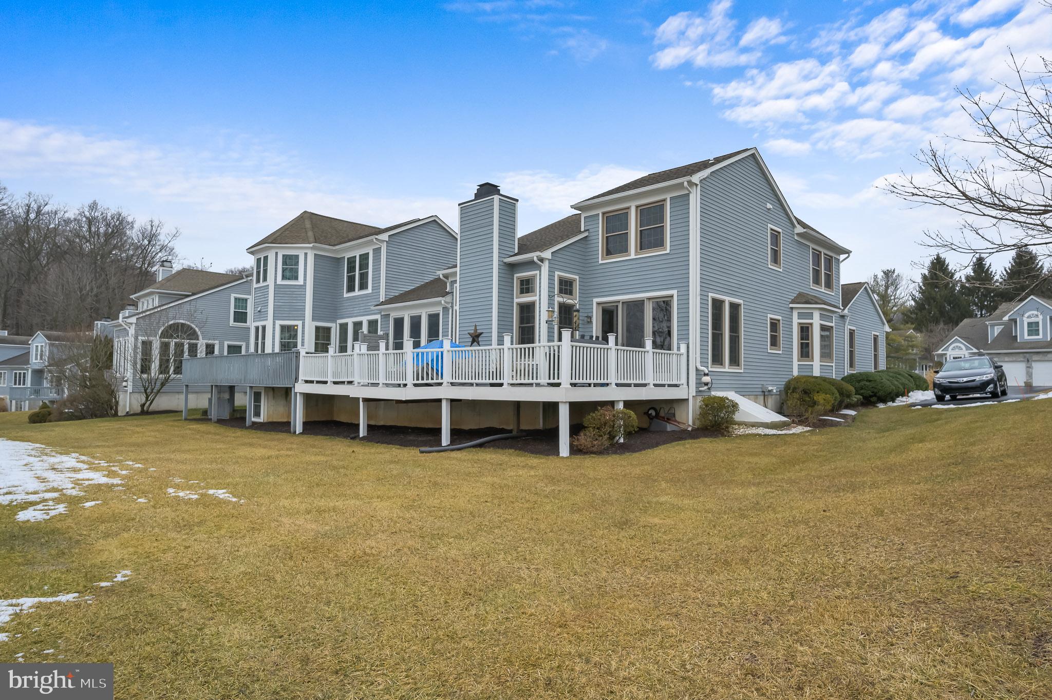 SOMERSET LAKE - Residential