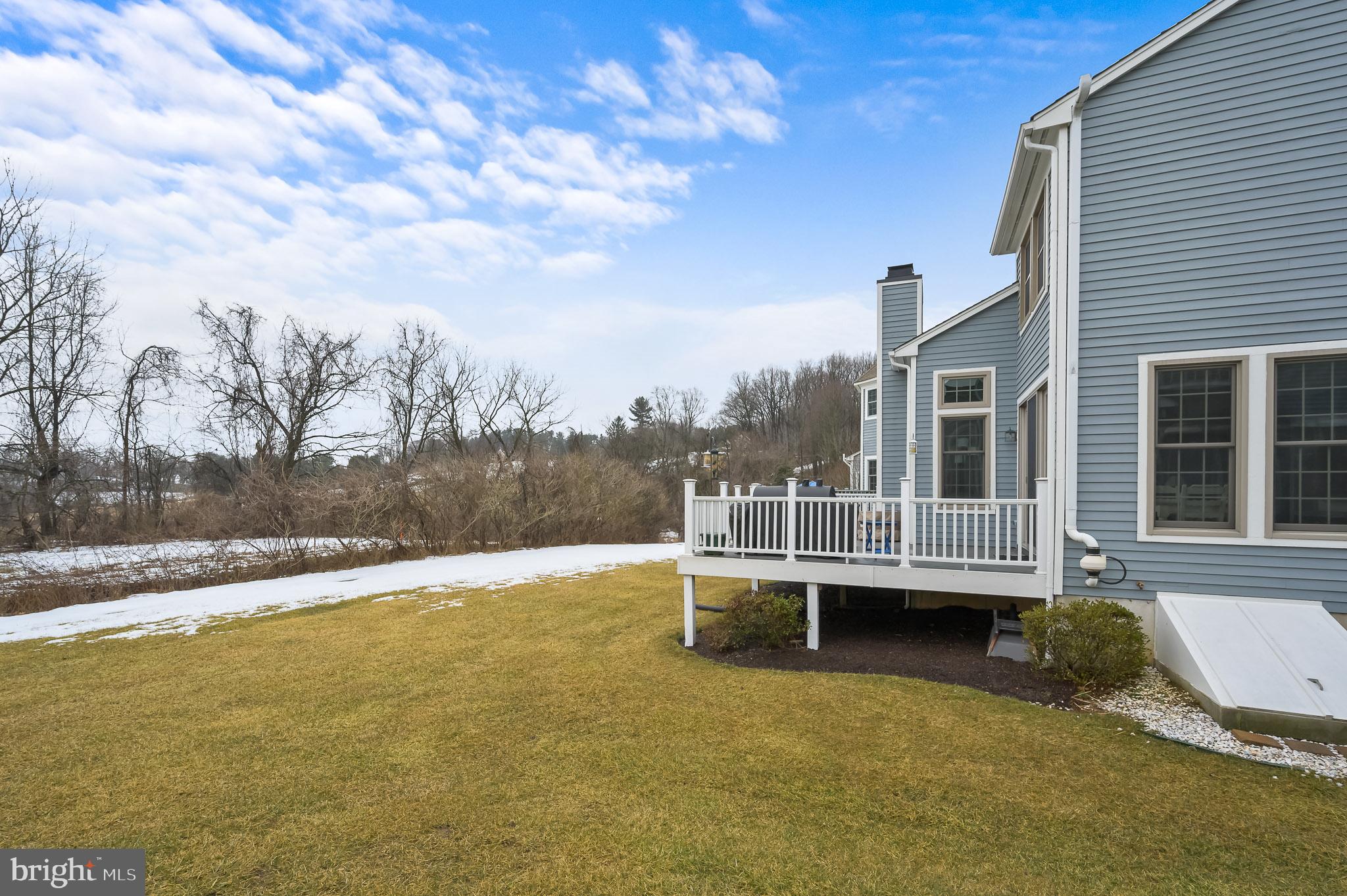 SOMERSET LAKE - Residential