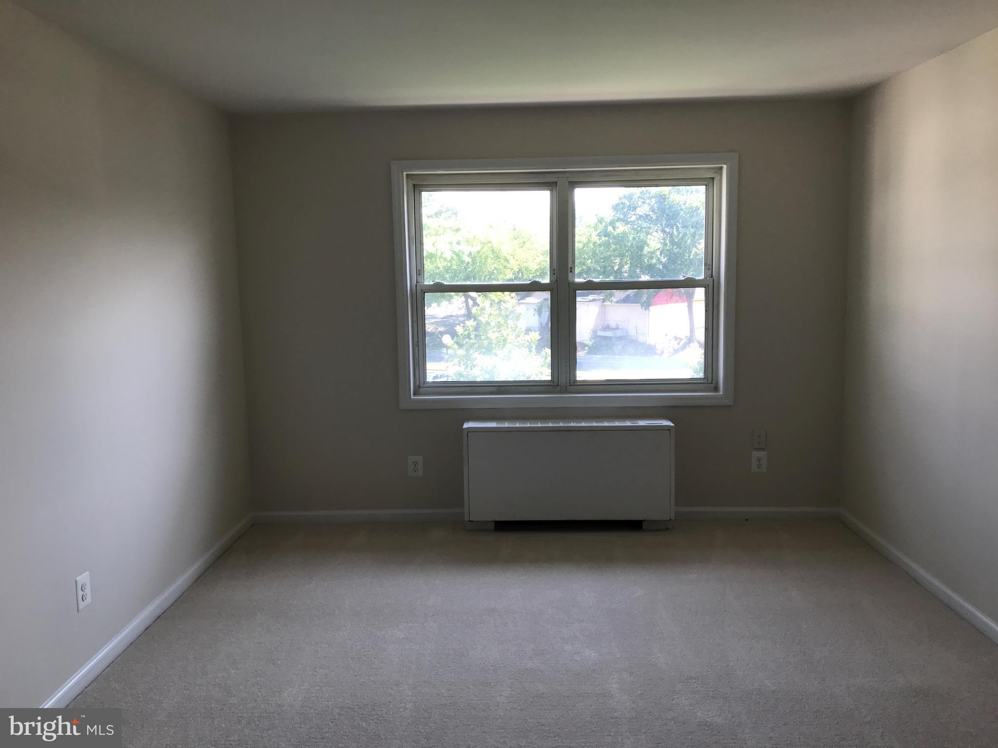 PINEWOOD SOUTH - Residential