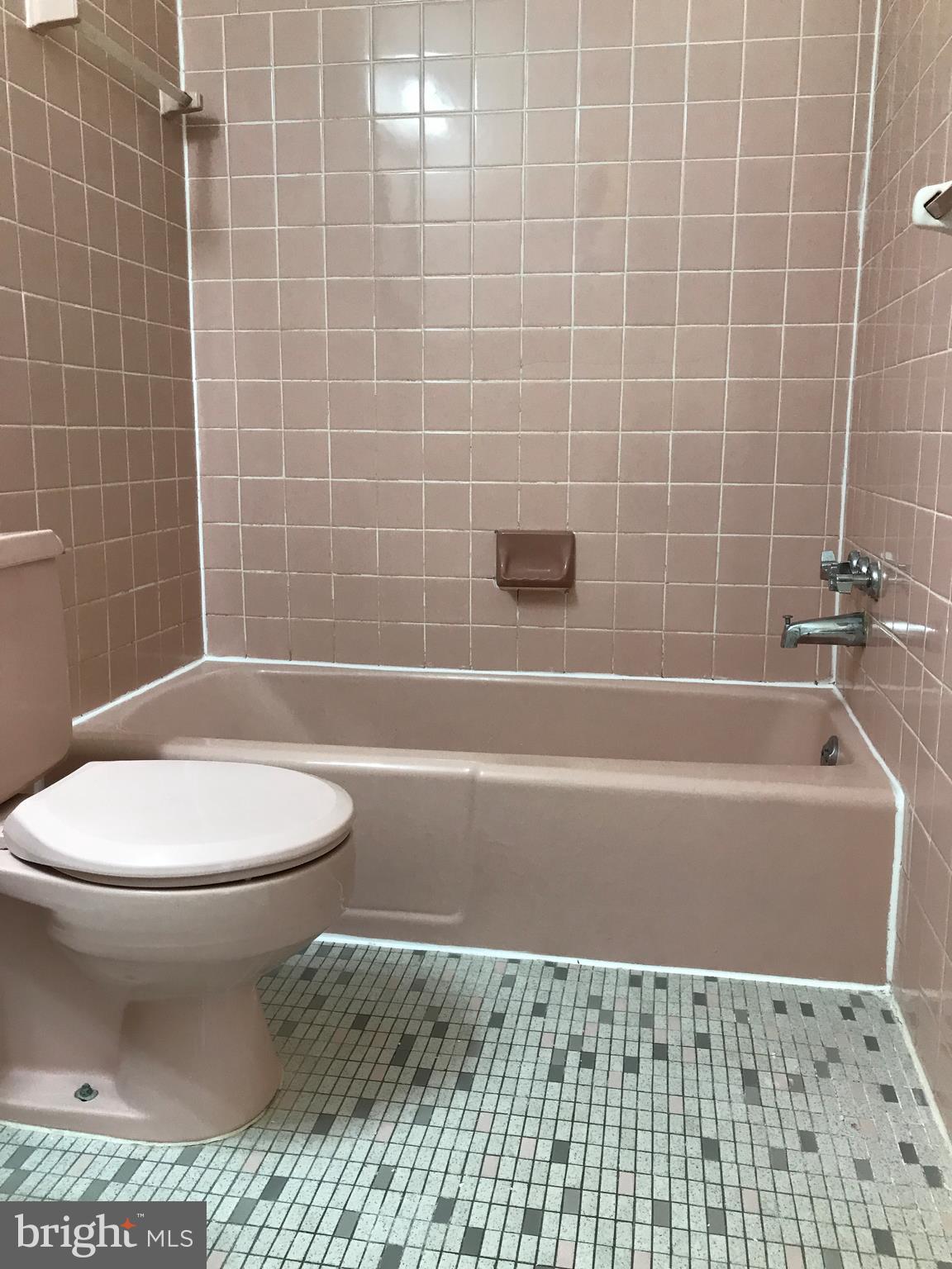 PINEWOOD SOUTH - Residential