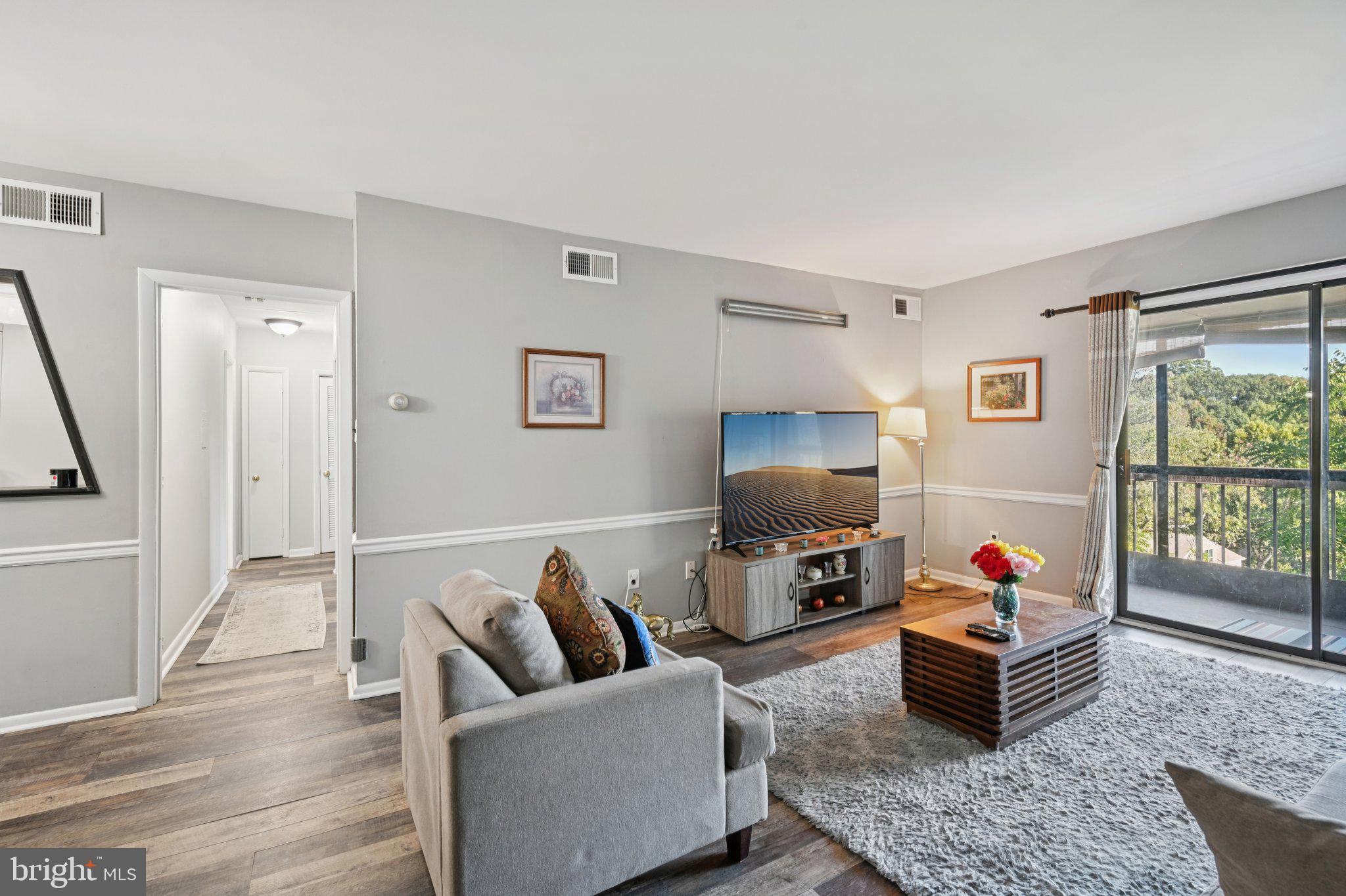 LINDEN GREEN - Residential