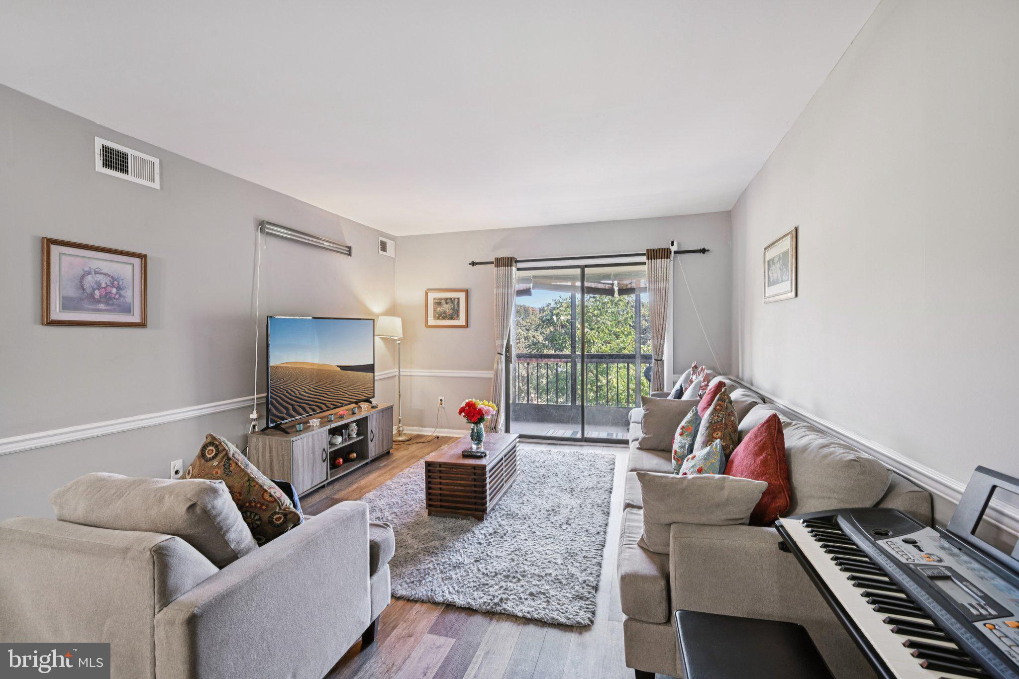 LINDEN GREEN - Residential