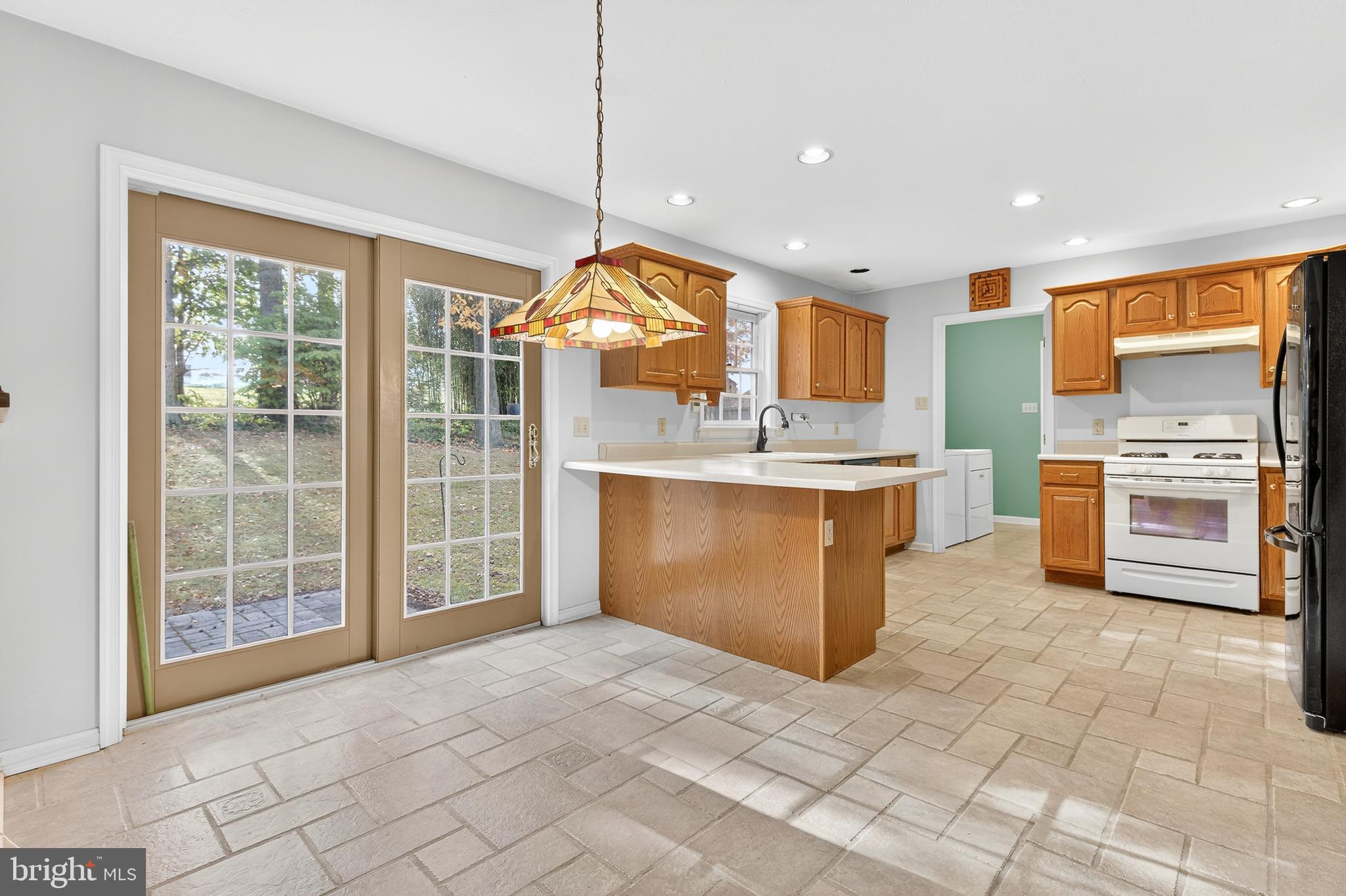 LEXINGTON ESTATES - Residential