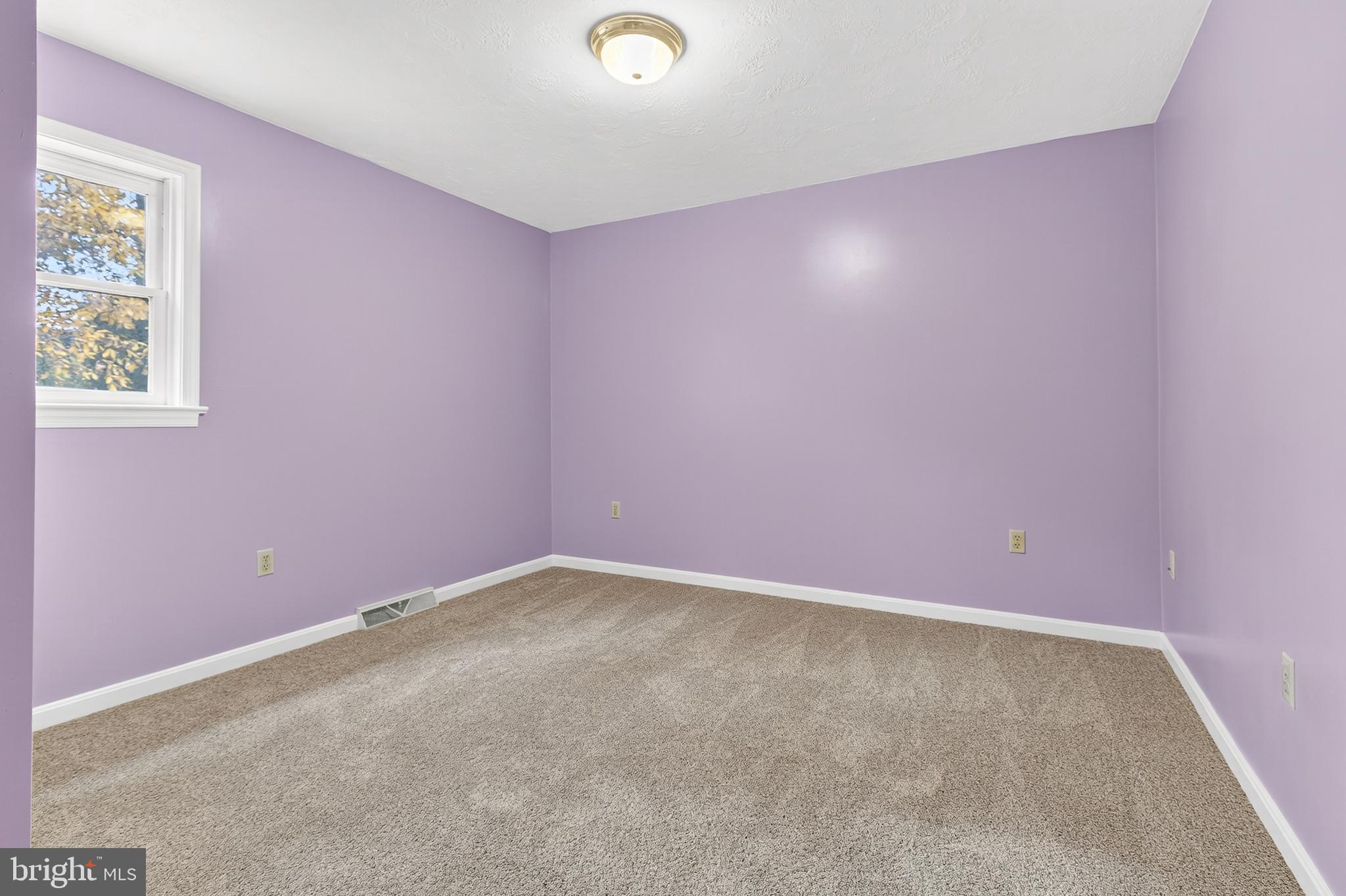 LEXINGTON ESTATES - Residential