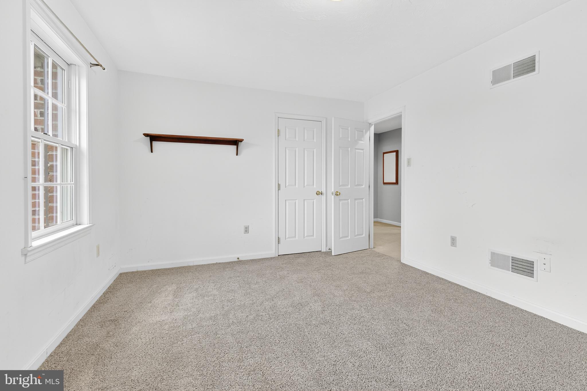 LEXINGTON ESTATES - Residential