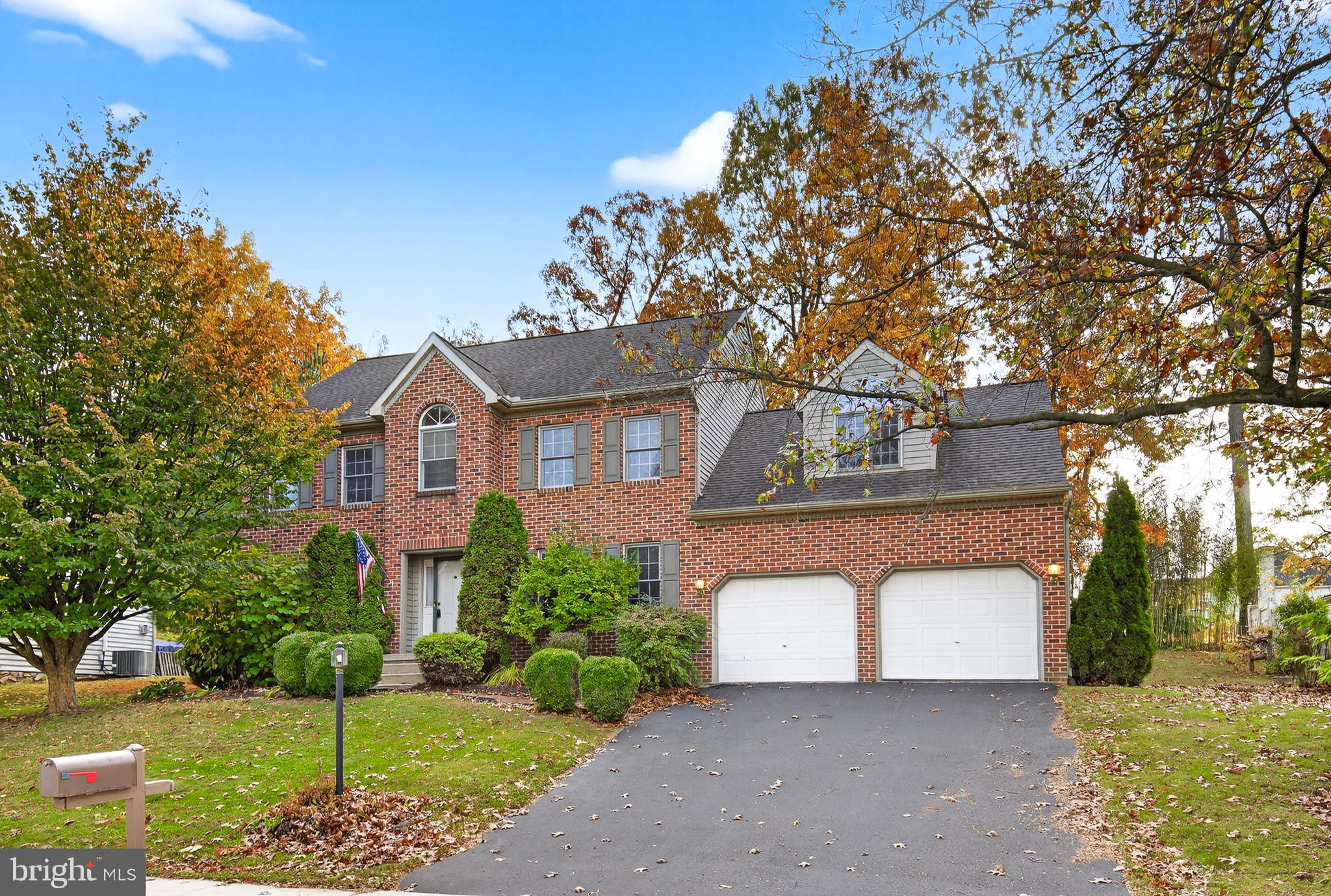 LEXINGTON ESTATES - Residential