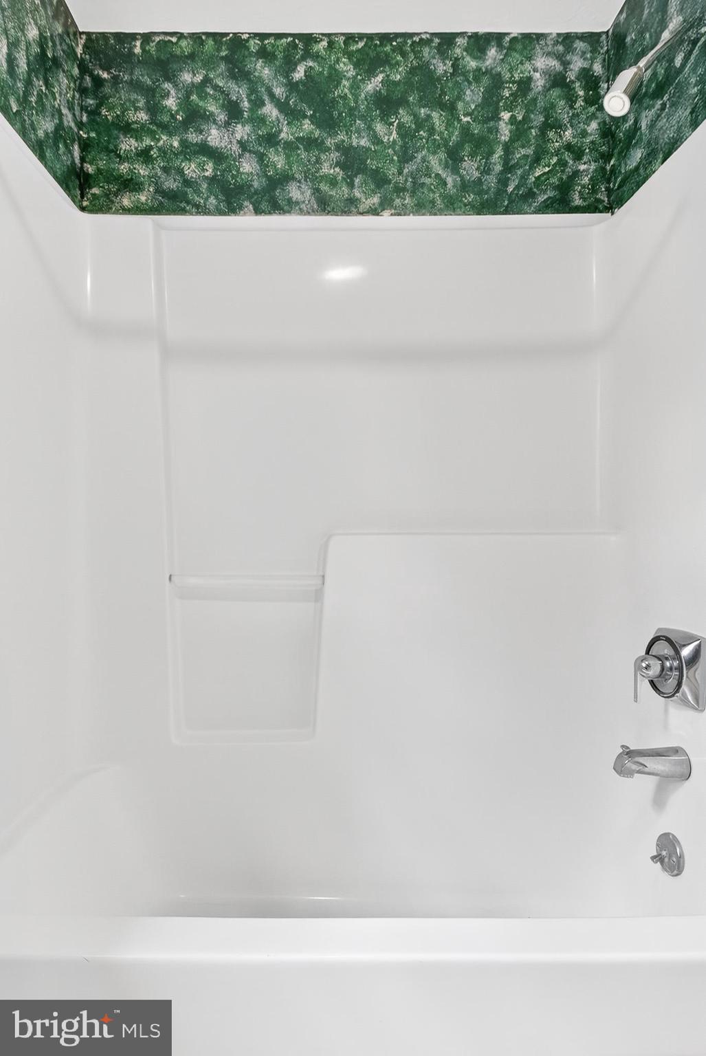 LEXINGTON ESTATES - Residential