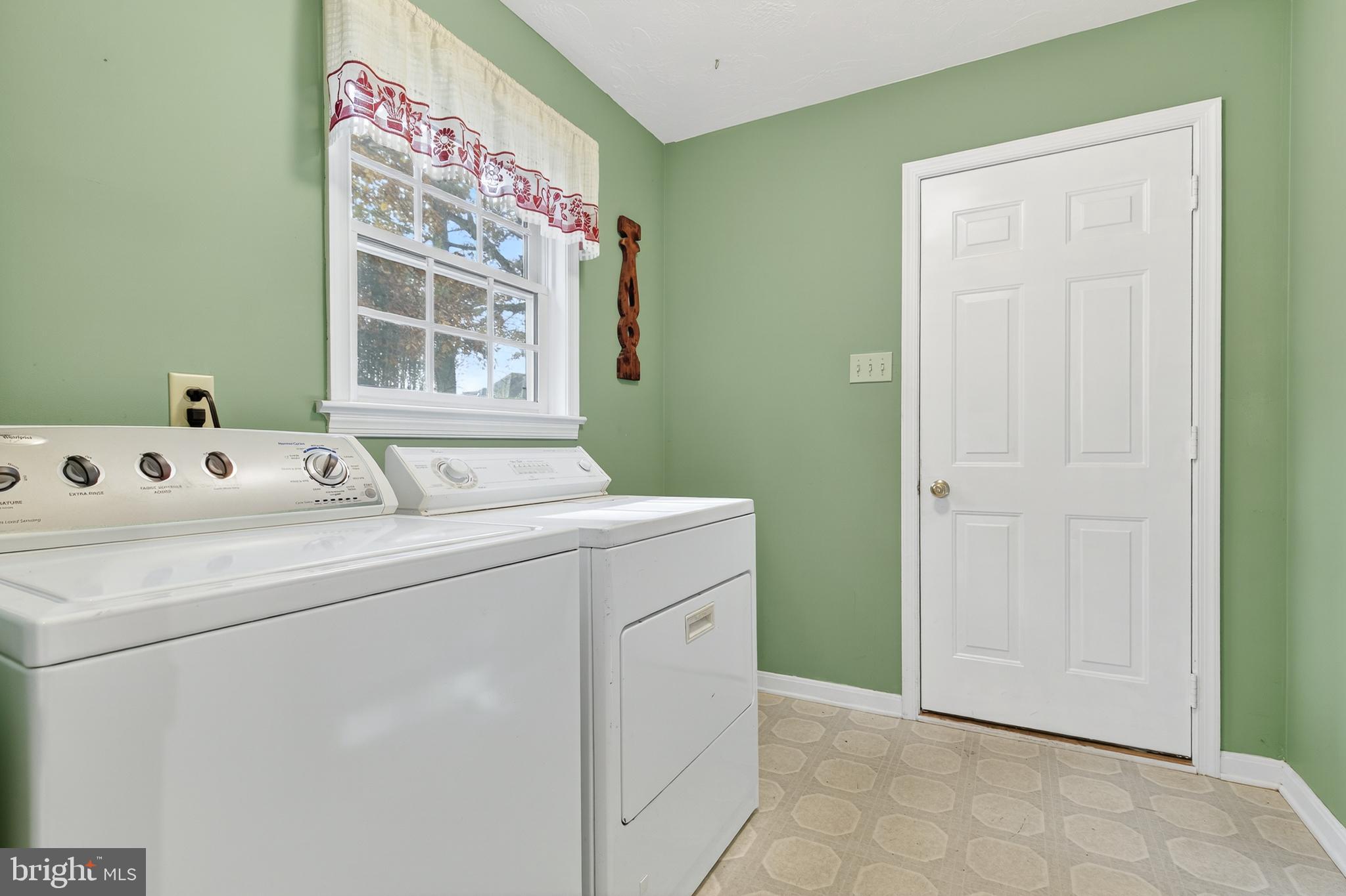 LEXINGTON ESTATES - Residential