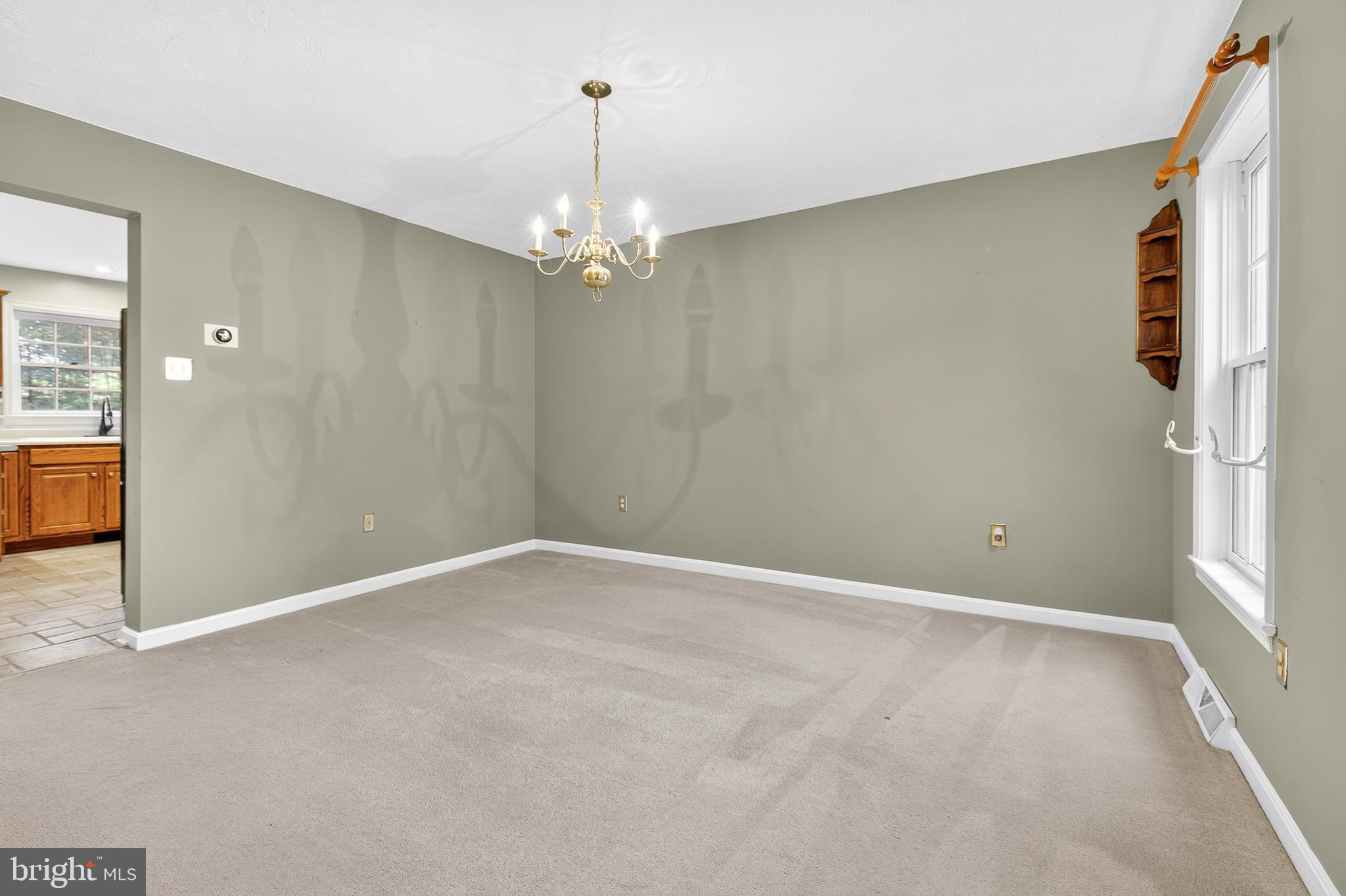 LEXINGTON ESTATES - Residential