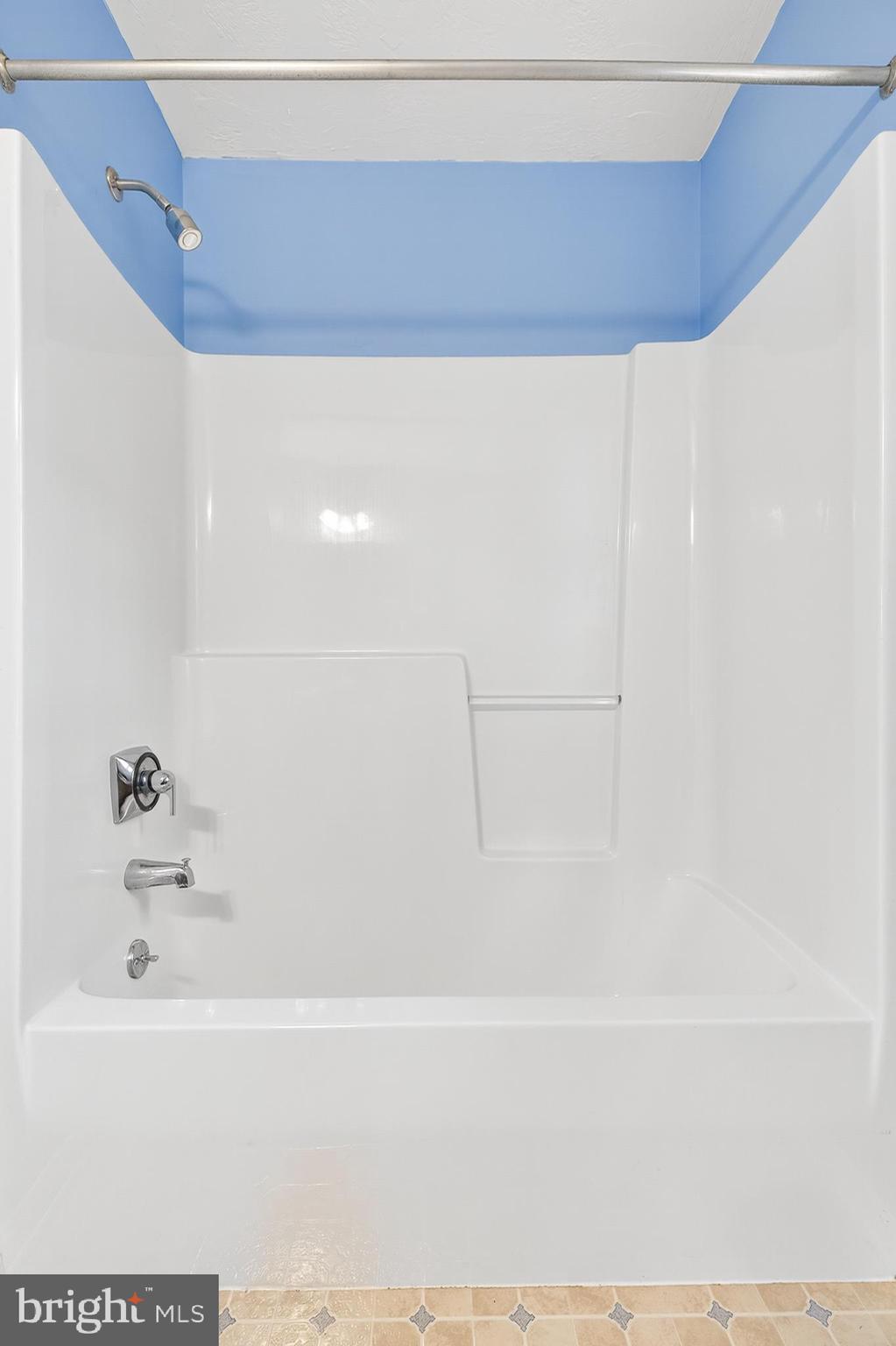 LEXINGTON ESTATES - Residential