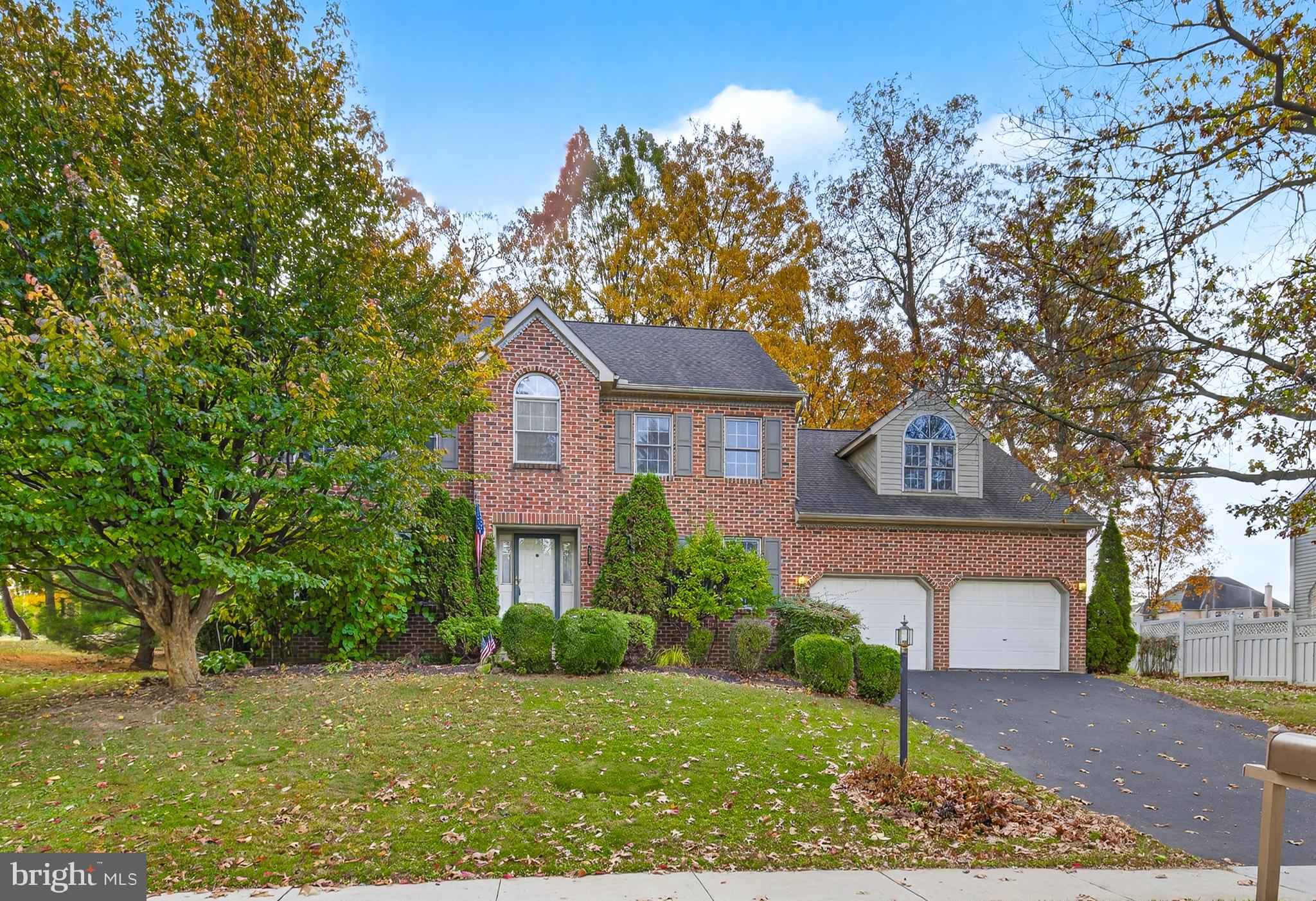 LEXINGTON ESTATES - Residential