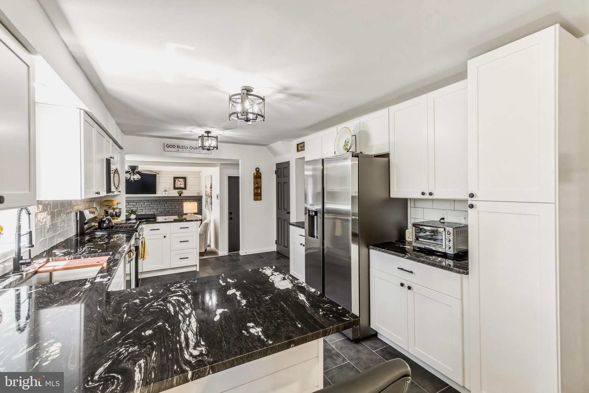 33 GRAY BIRCH ROAD