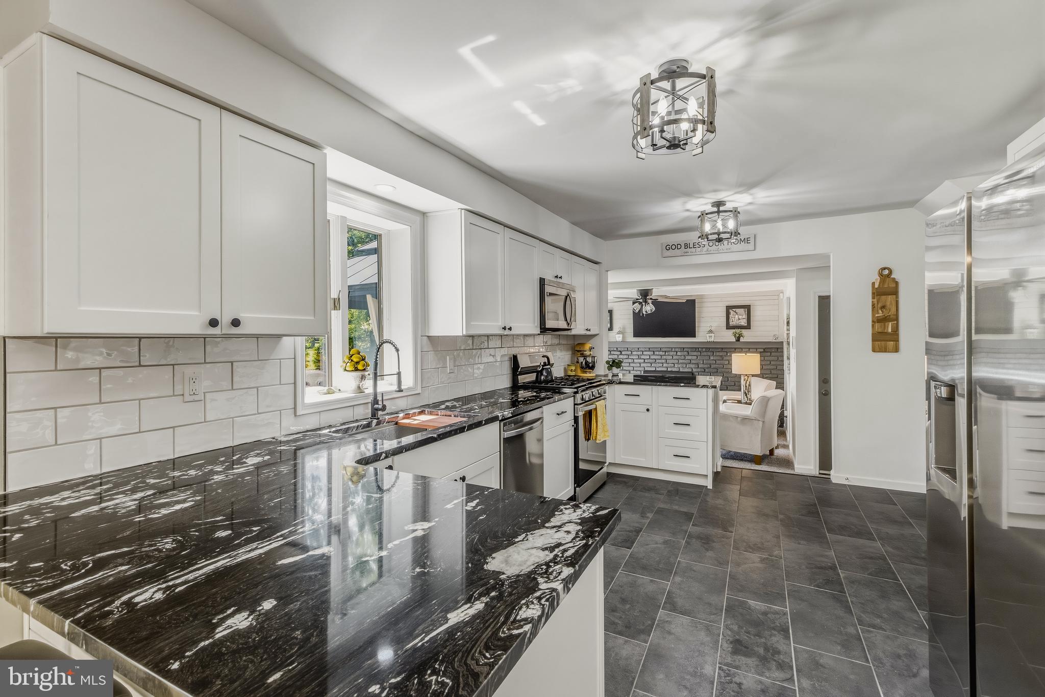 33 GRAY BIRCH ROAD