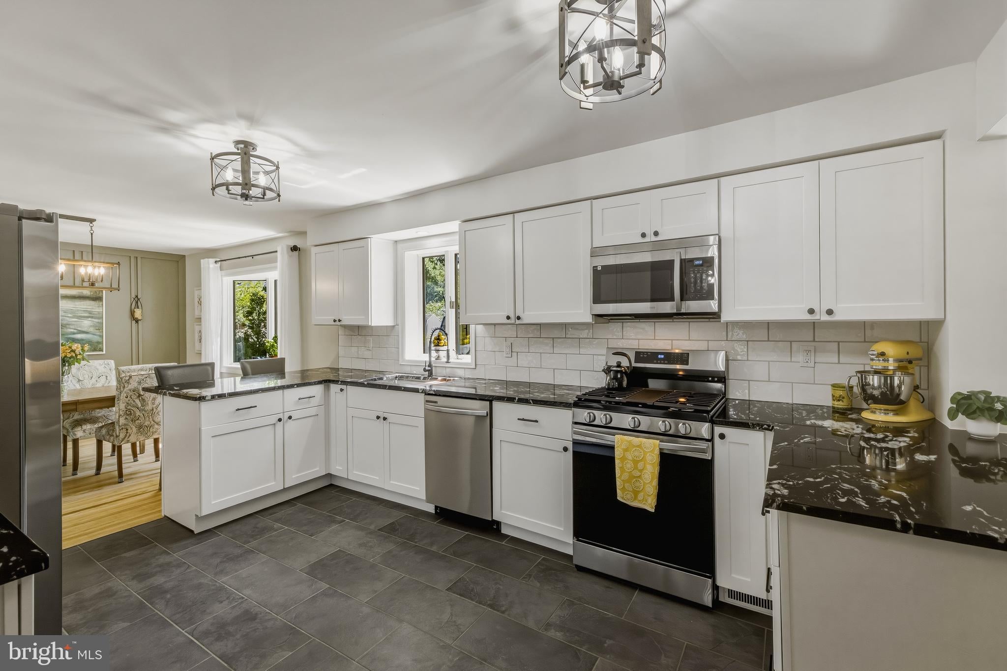 33 GRAY BIRCH ROAD