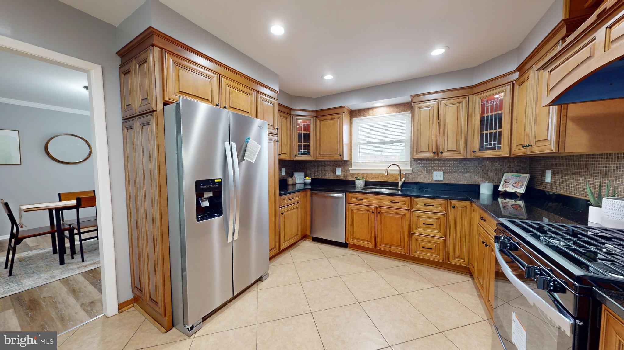 FALLSTAFF - Residential Lease