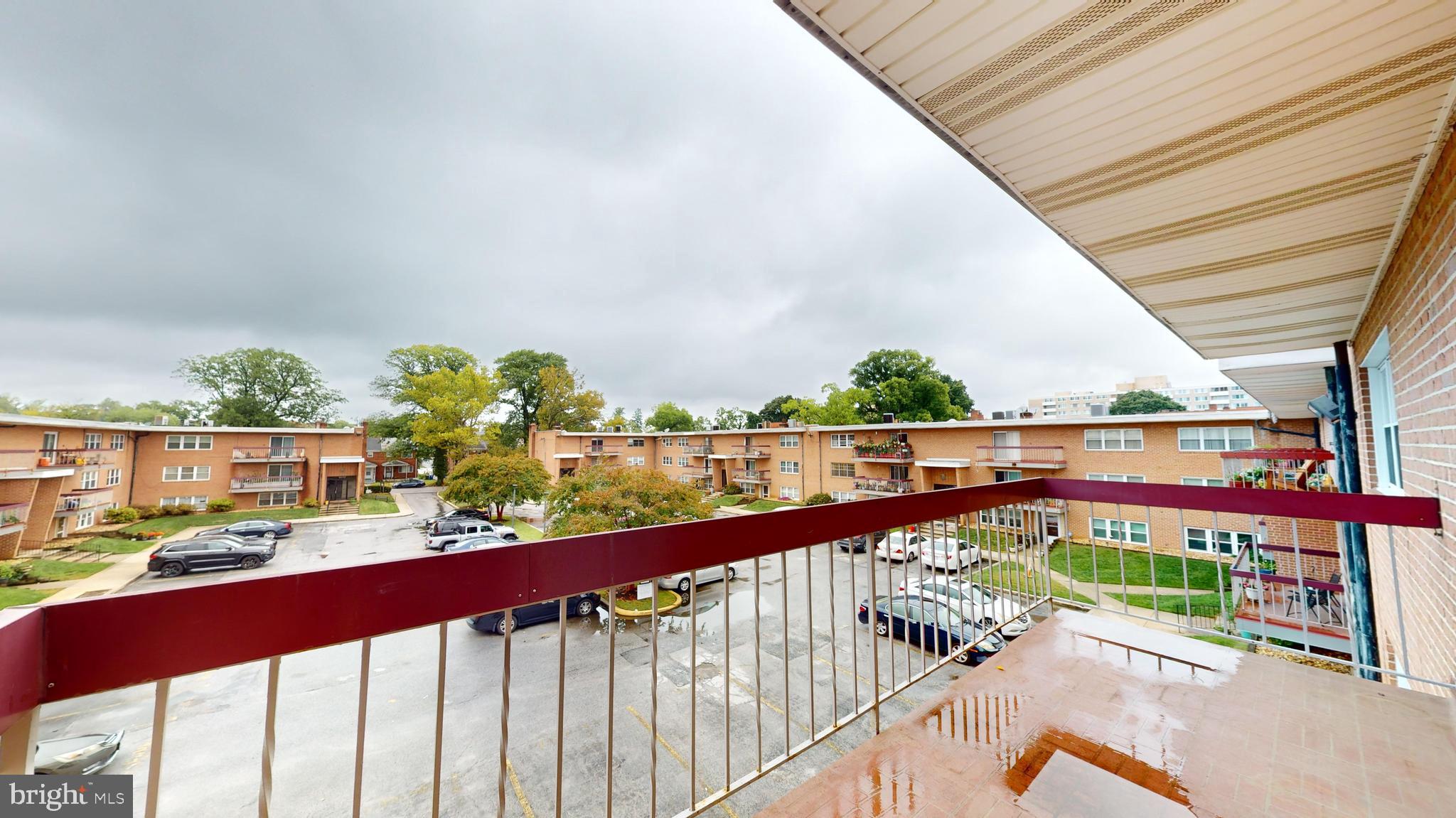 FALLSTAFF - Residential Lease