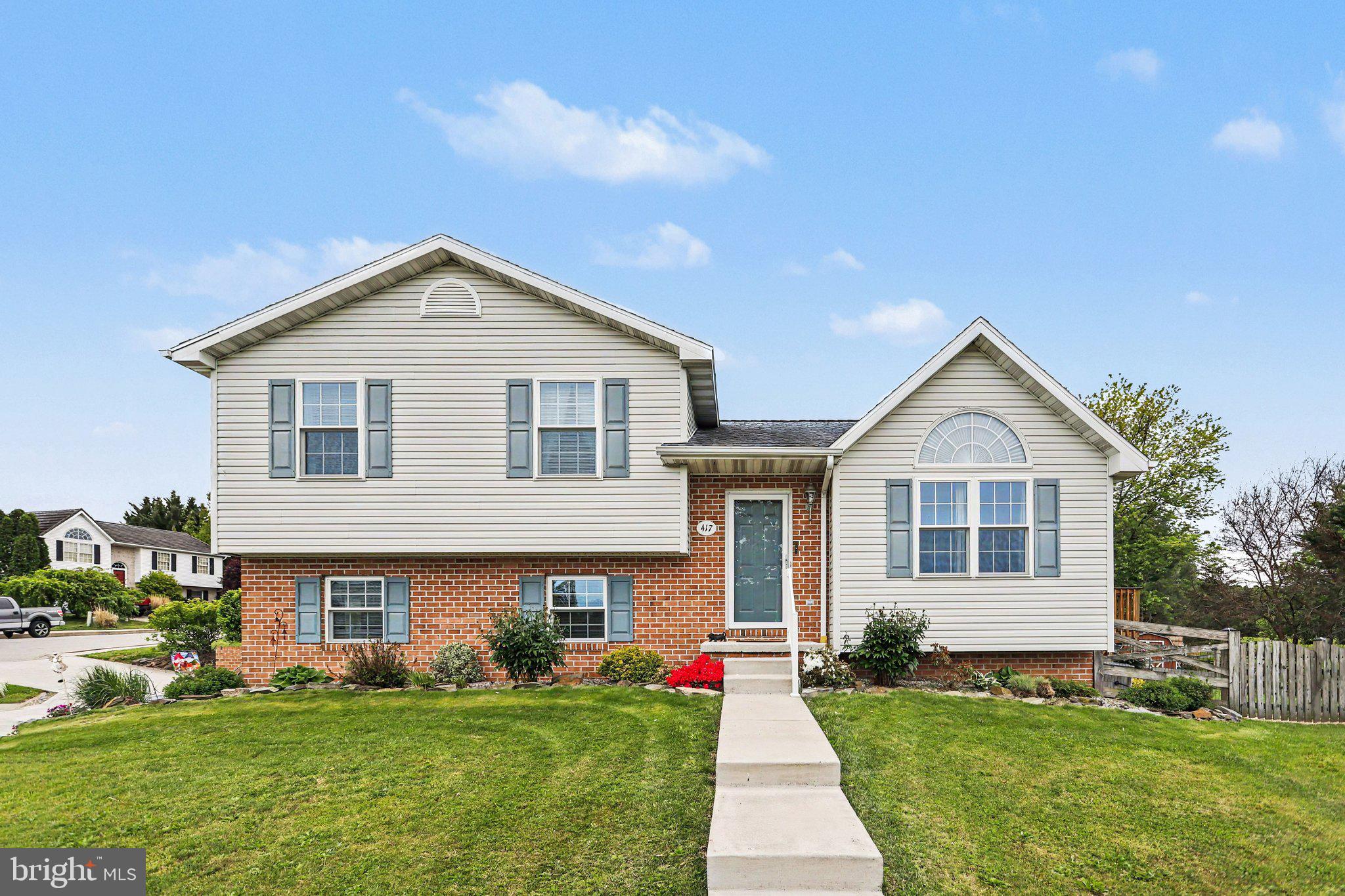 HERITAGE HILLS - Residential