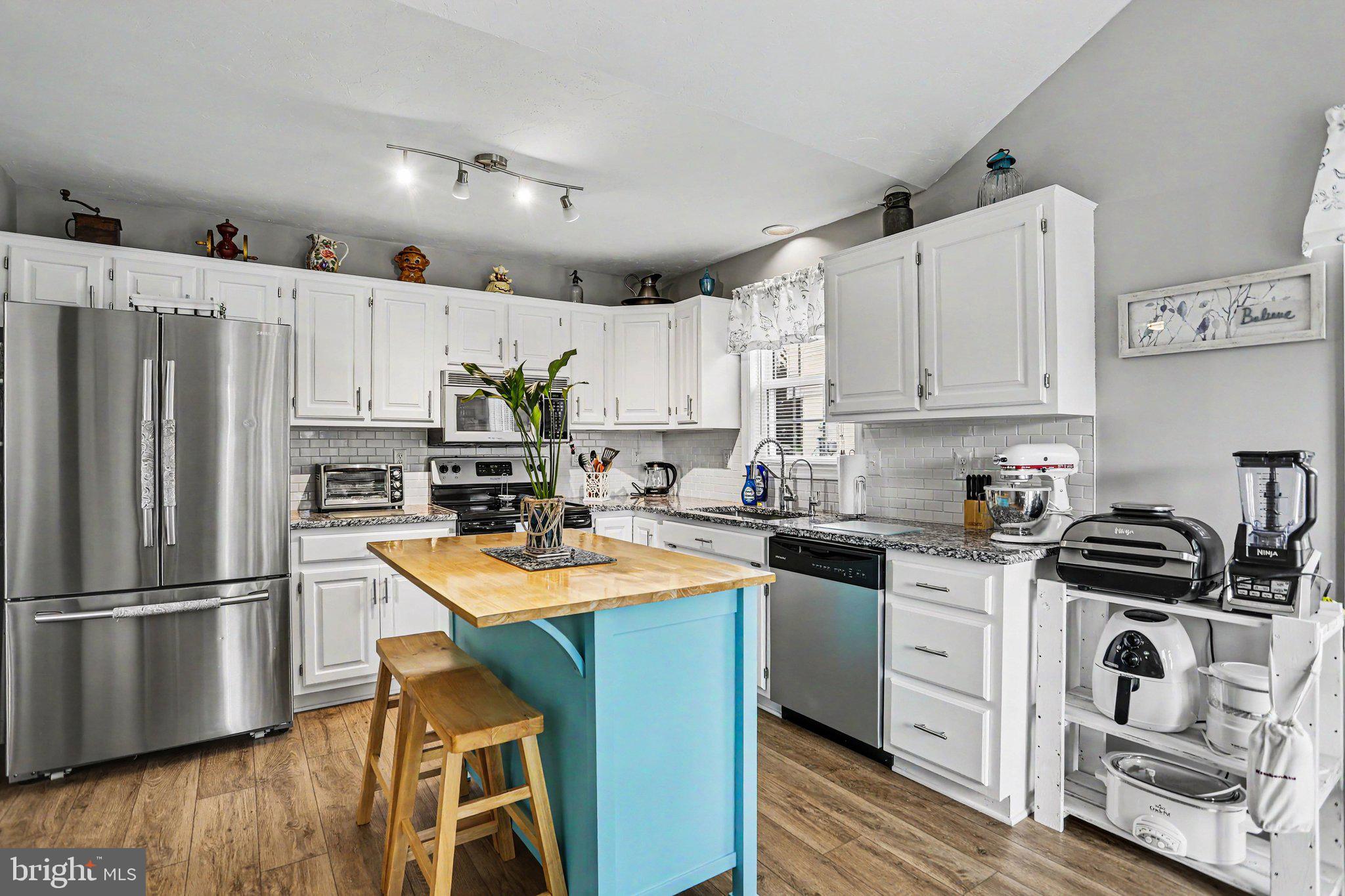 HERITAGE HILLS - Residential