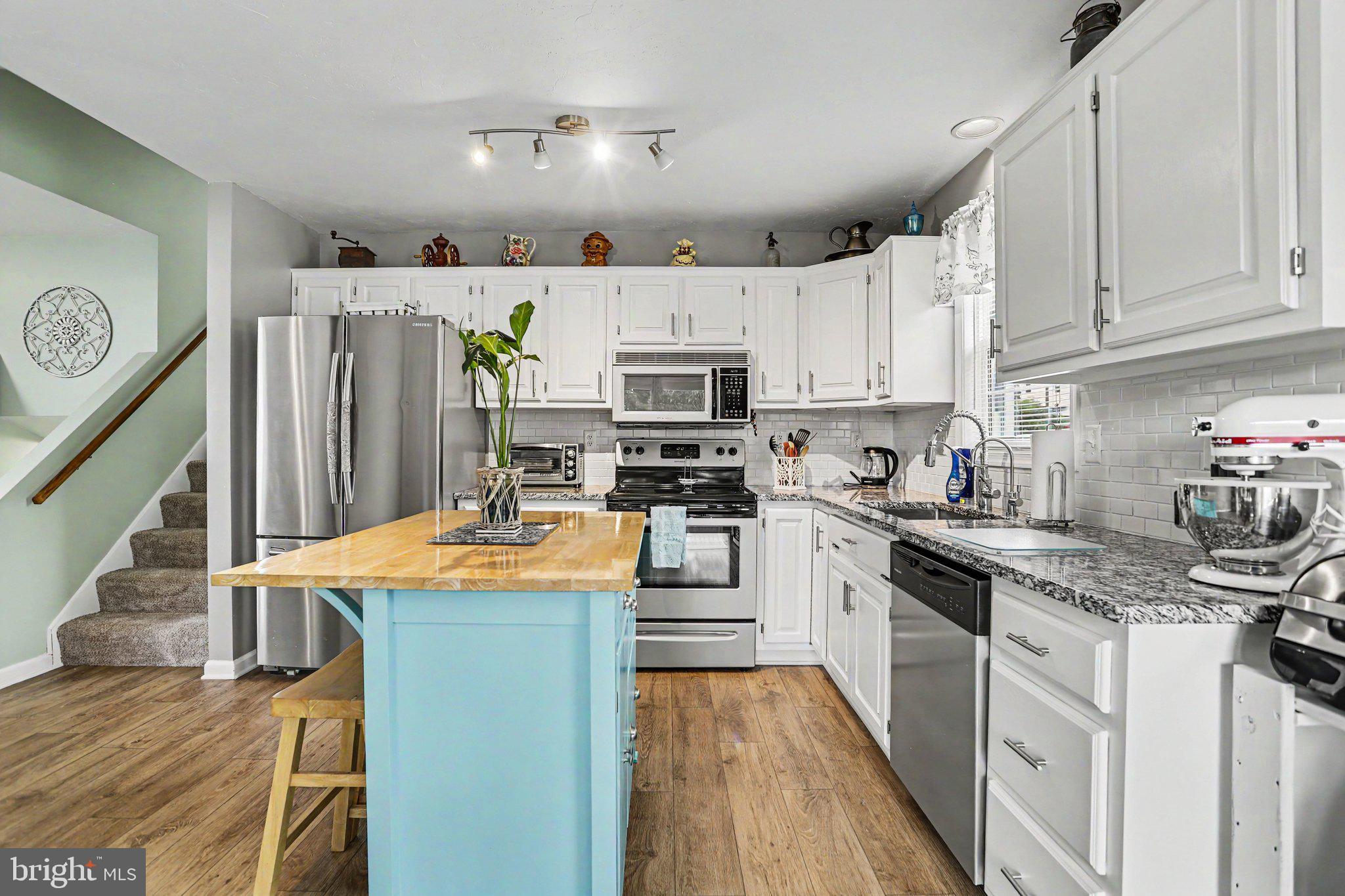 HERITAGE HILLS - Residential