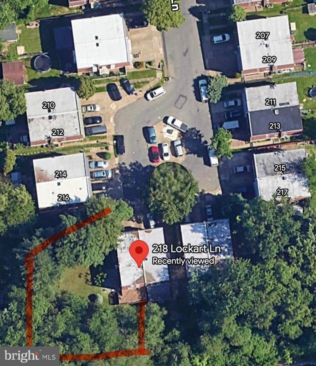 218 LOCKART LANE