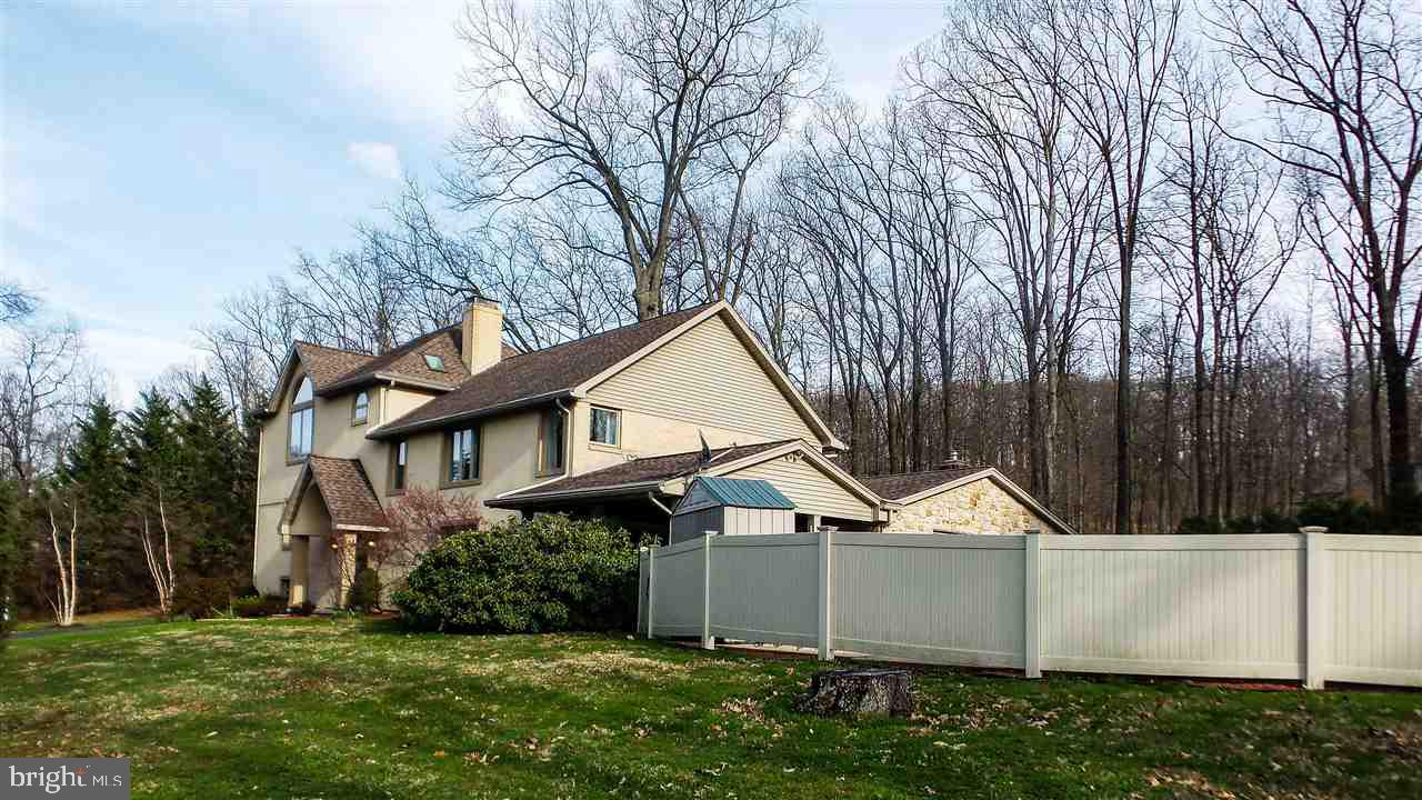 CHESTNUT HILL - Residential