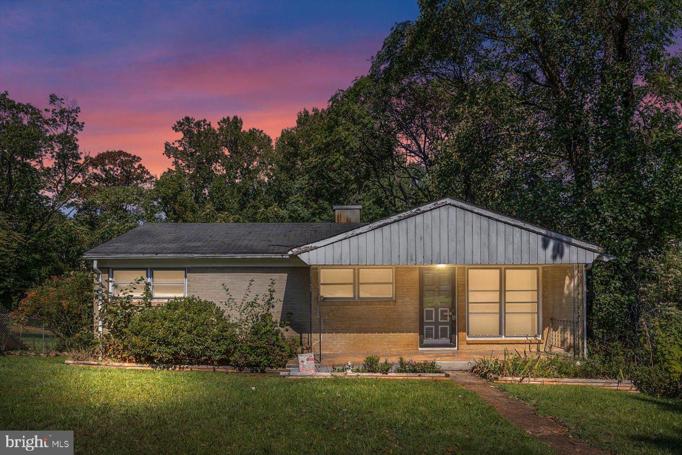 CRESTVIEW - Residential