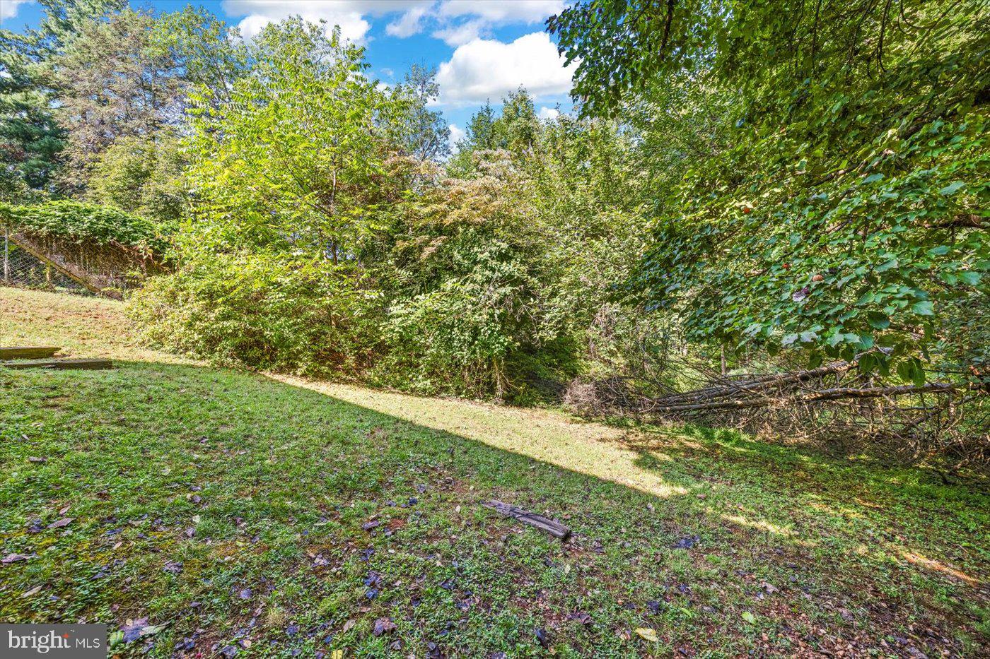 CRESTVIEW - Residential