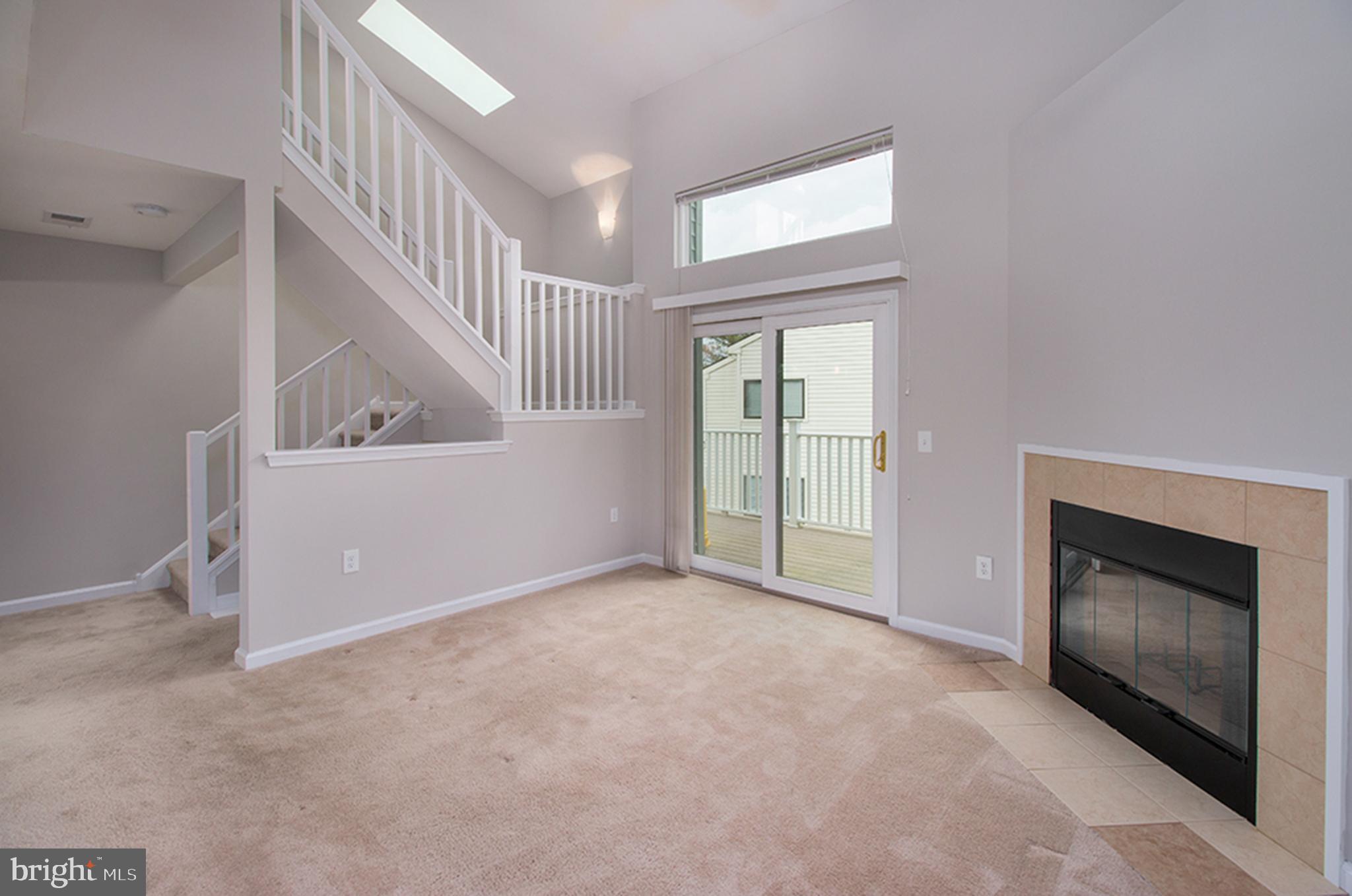 1811 ROBERTS WAY