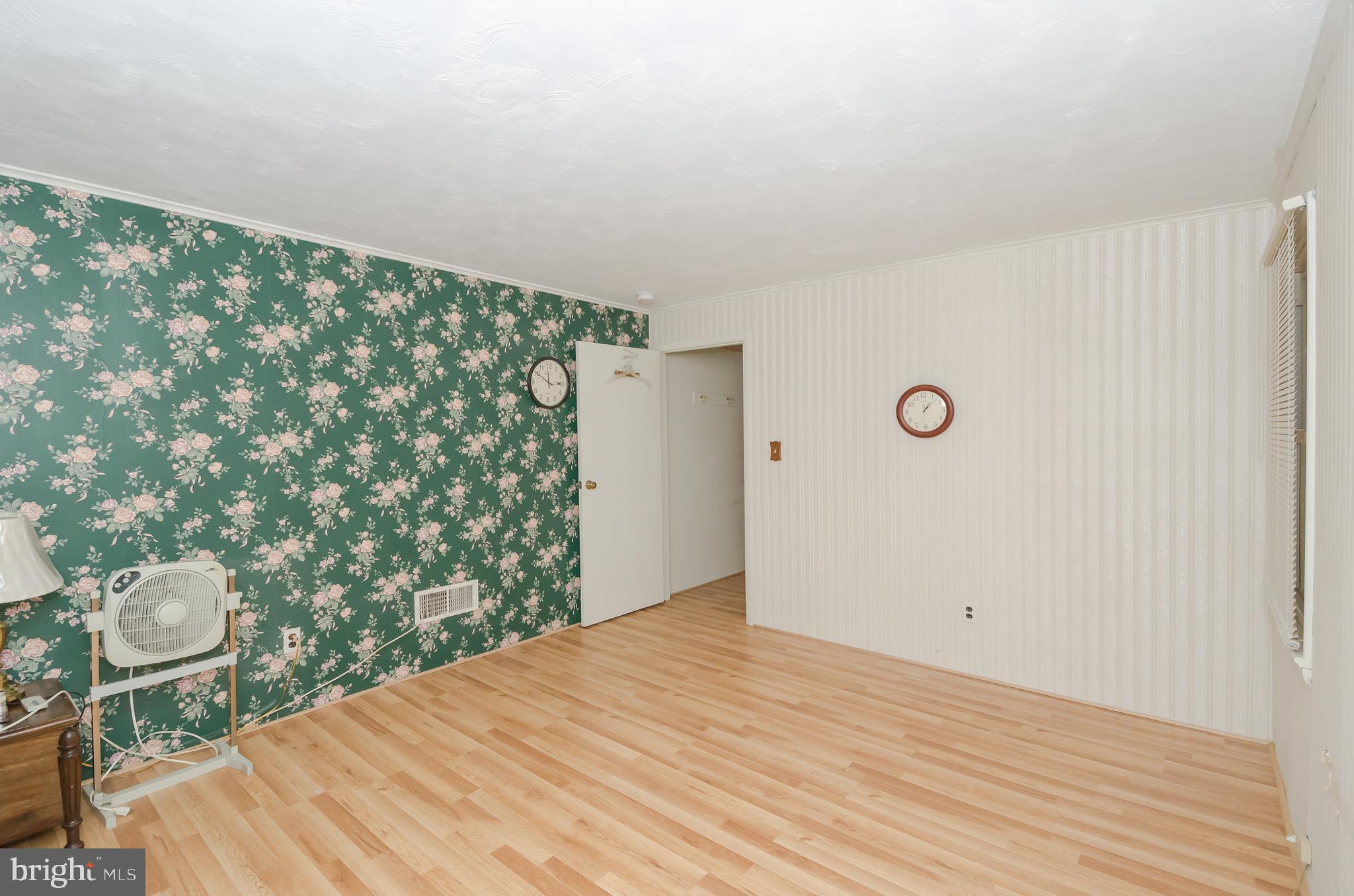 TOLLGATE - Residential