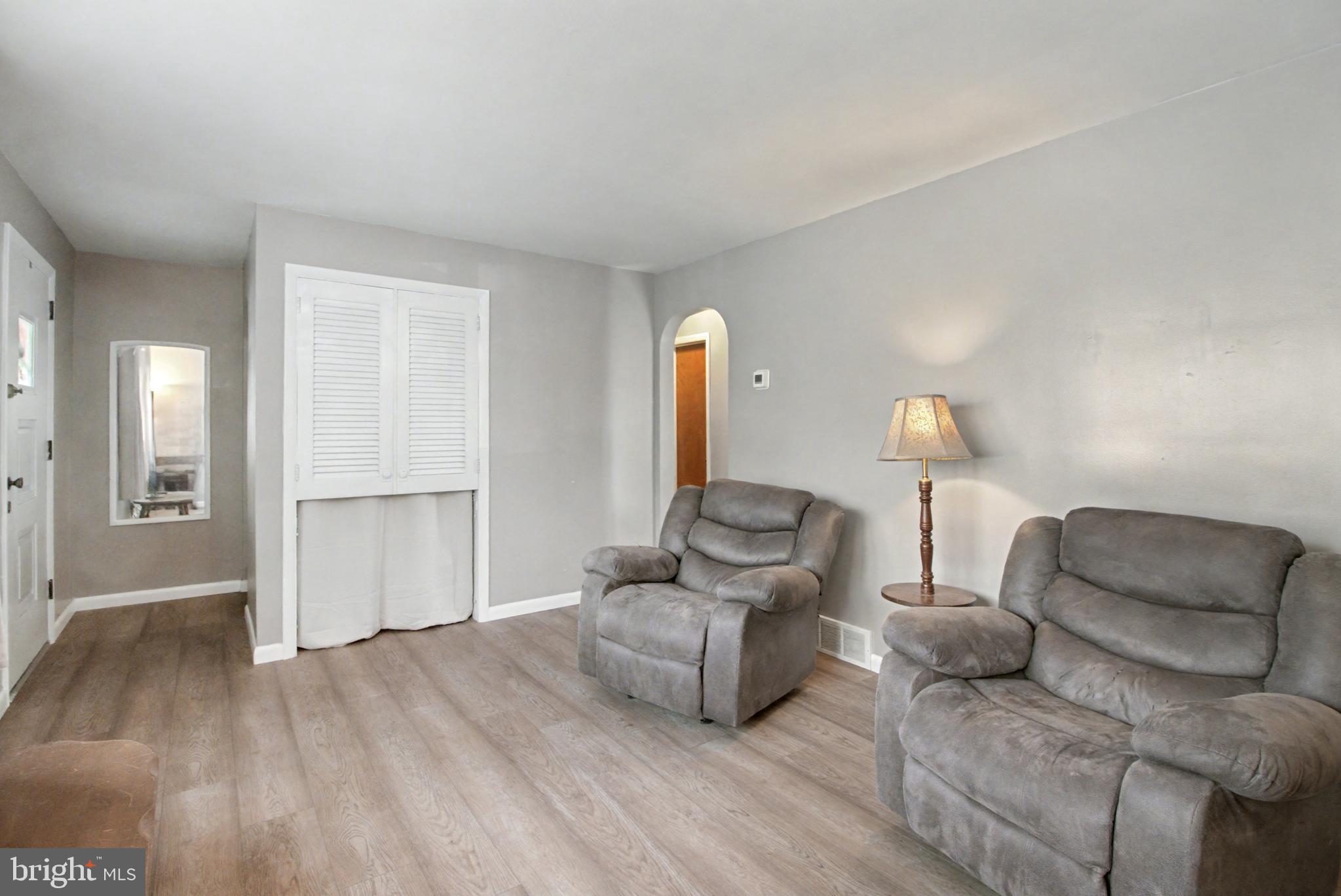 NEW CUMBERLAND - Residential