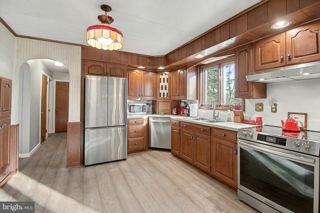 Photo of 36 Crescent Drive, NEW CUMBERLAND, PA 17070 (MLS # PAYK2095084)