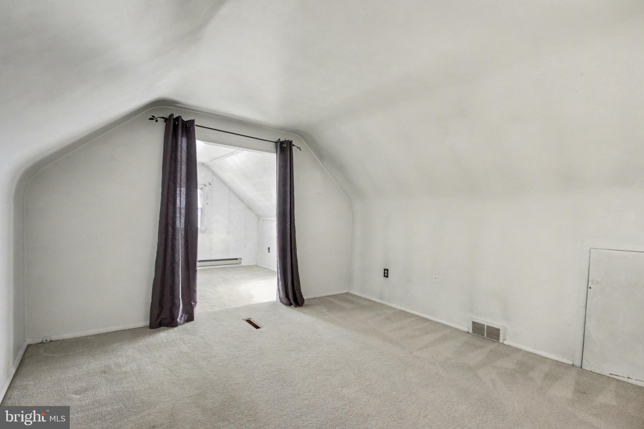 NEW CUMBERLAND - Residential