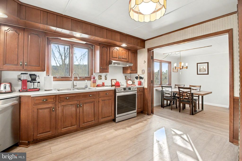 Photo of 36 Crescent Drive, NEW CUMBERLAND, PA 17070 (MLS # PAYK2095084)