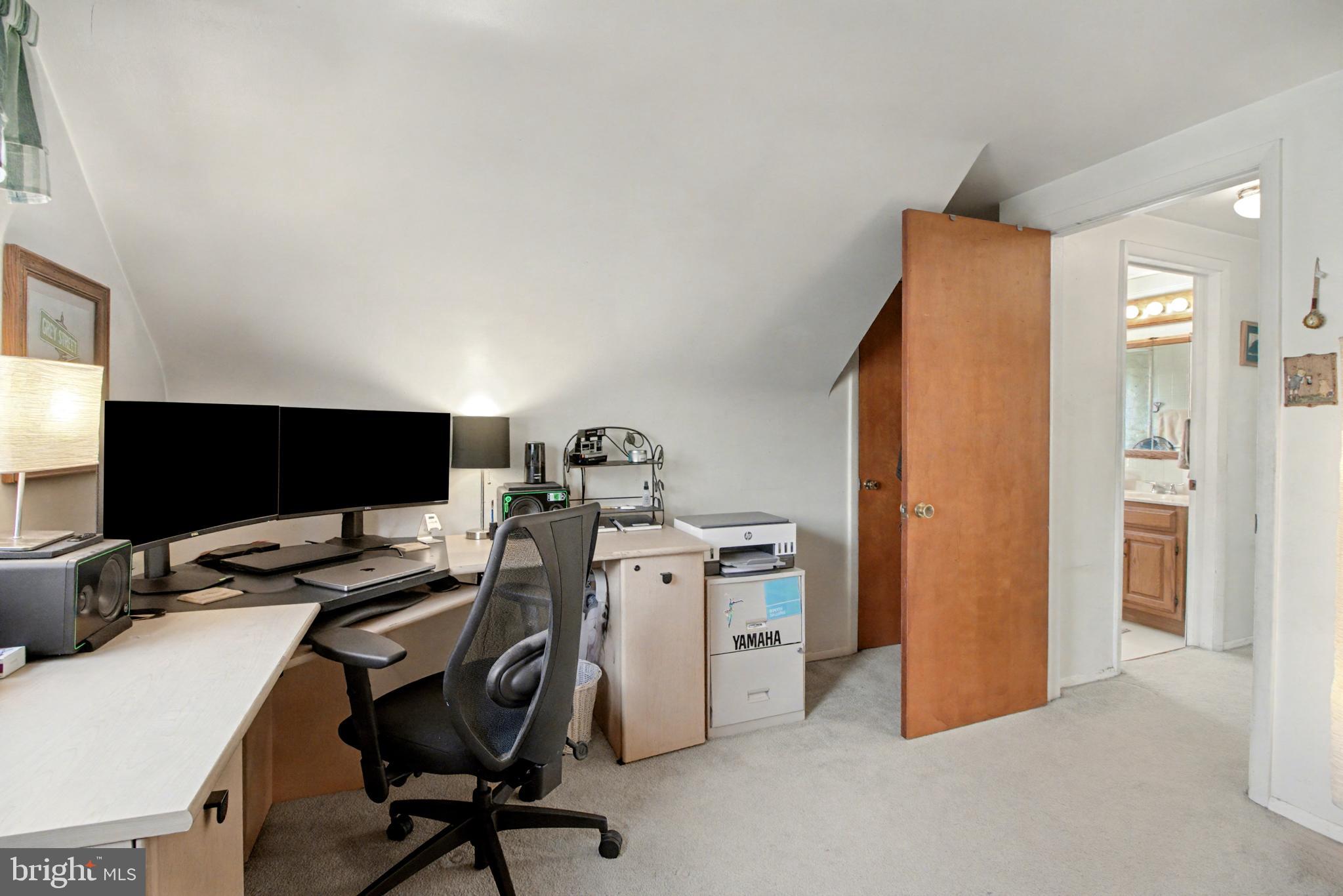 NEW CUMBERLAND - Residential