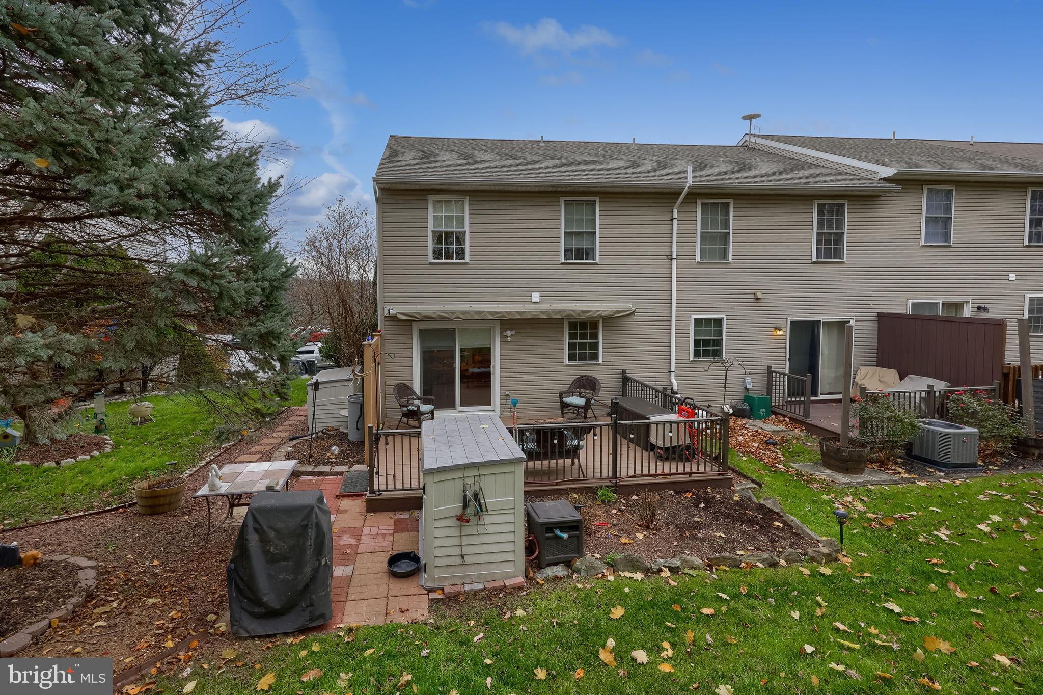 OAK RIDGE COMMONS - Residential