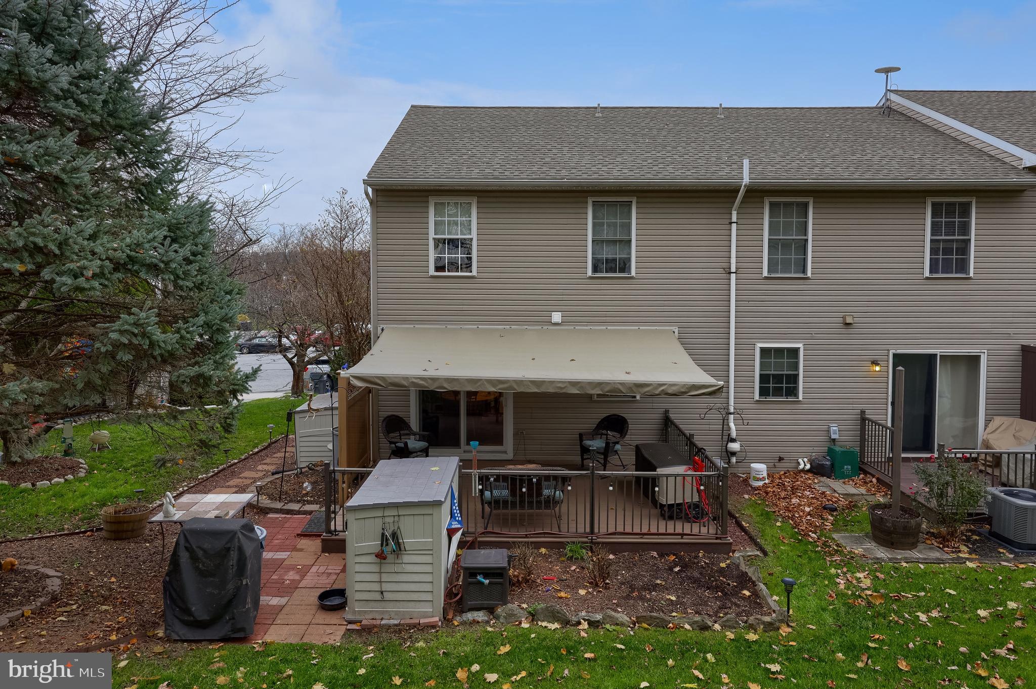 OAK RIDGE COMMONS - Residential