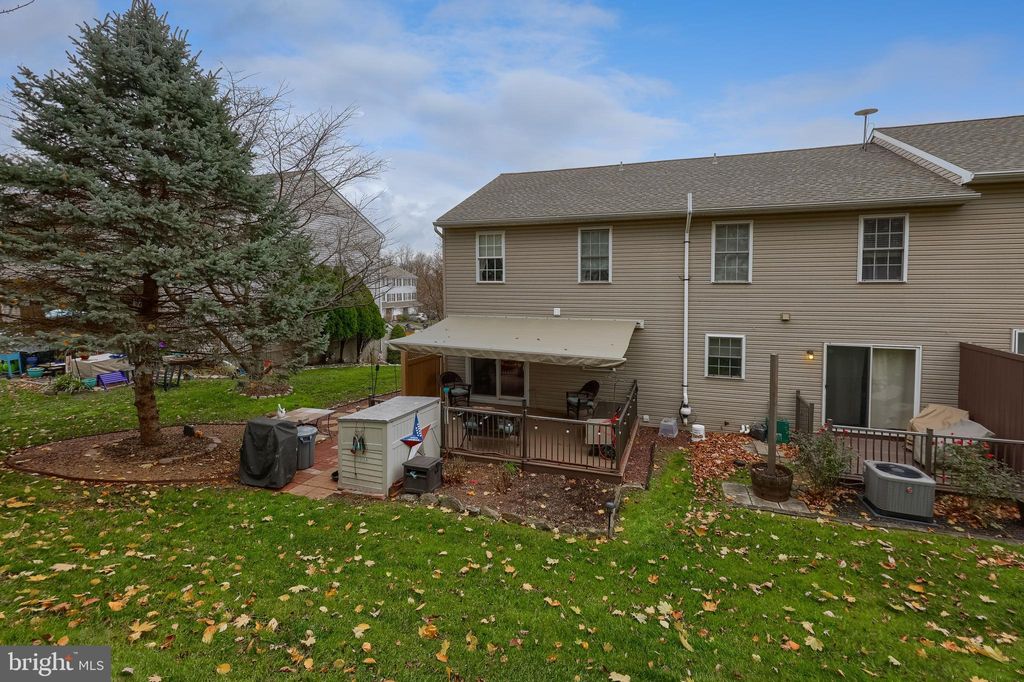 Photo of 120 Acorn Lane, MOUNTVILLE, PA 17554 (MLS # PALA2080014)