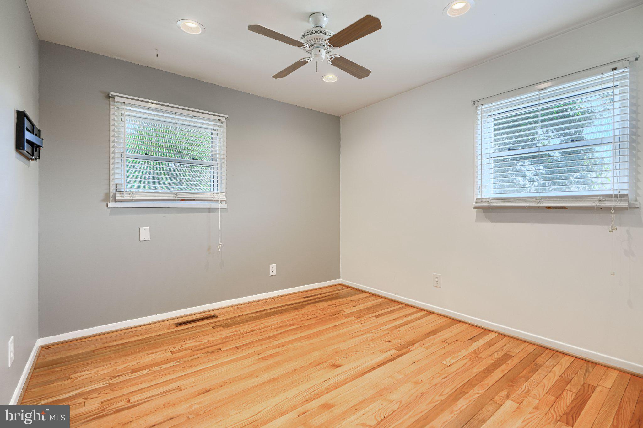 ACADEMY ACRES - Residential