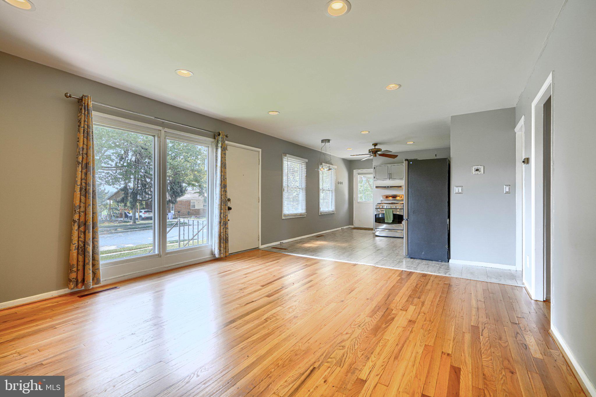 ACADEMY ACRES - Residential