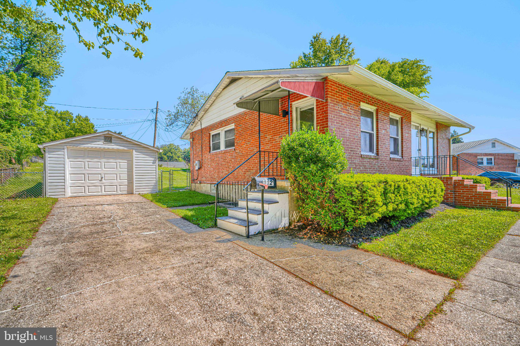 ACADEMY ACRES - Residential