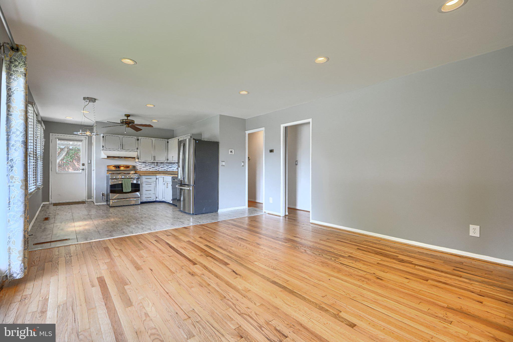 ACADEMY ACRES - Residential